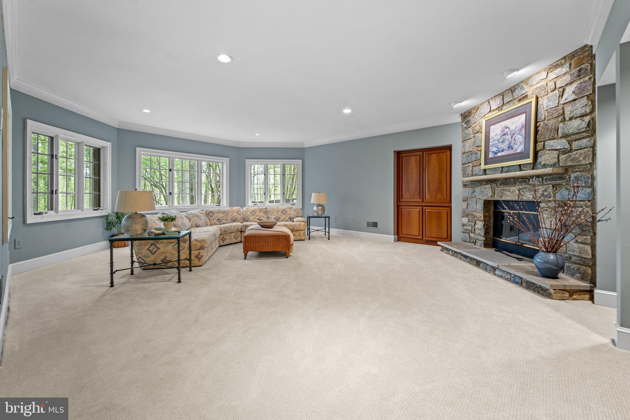 AVENEL - Residential