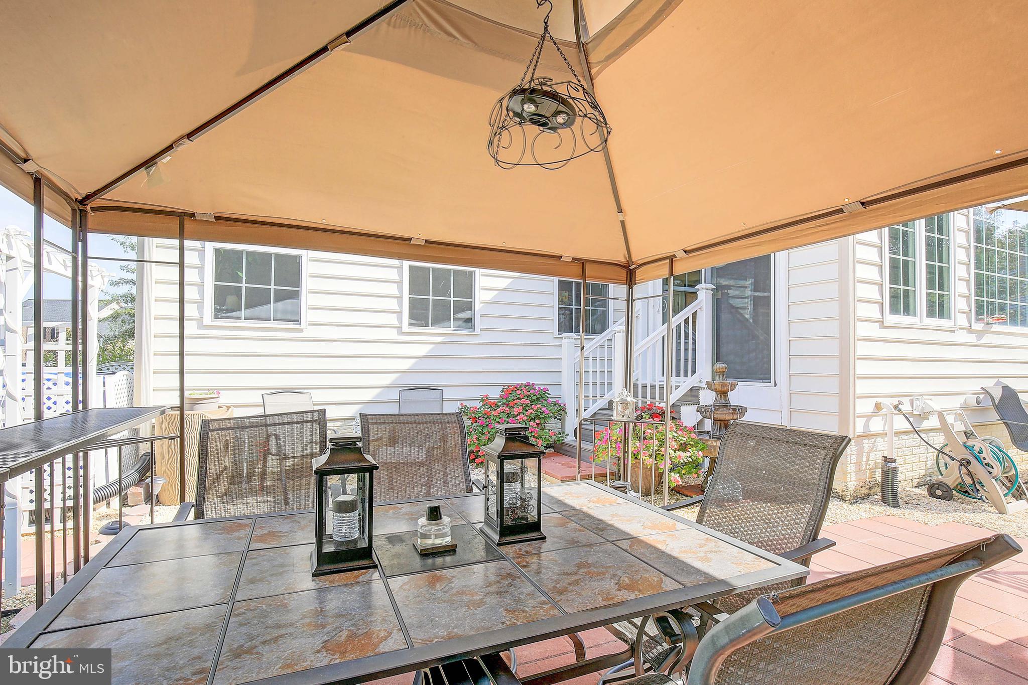 BRENTWOOD - Residential