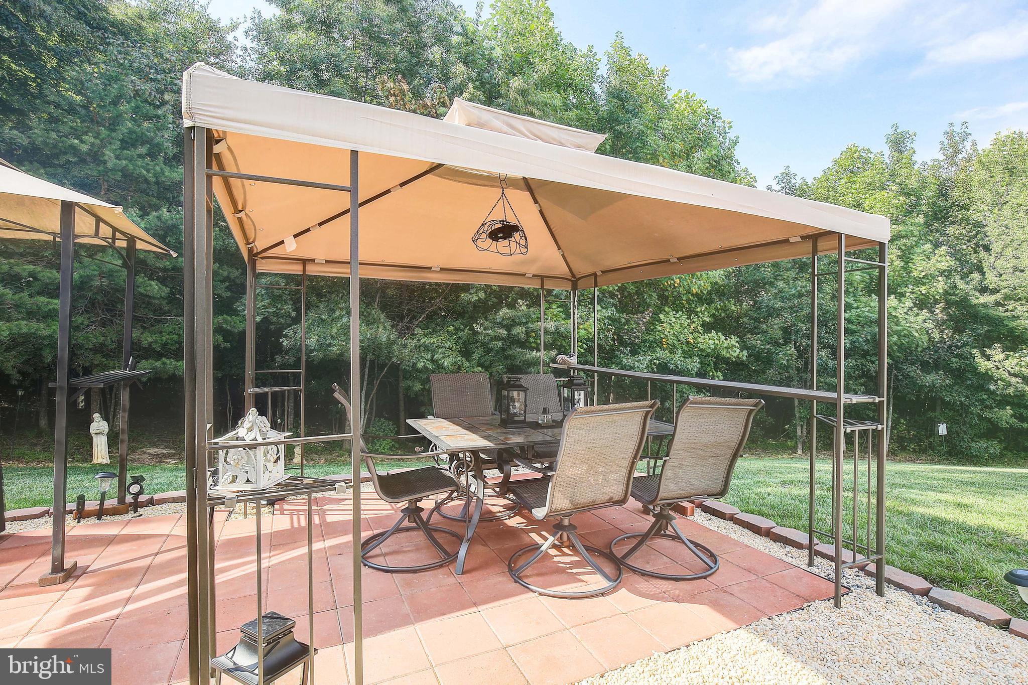 BRENTWOOD - Residential