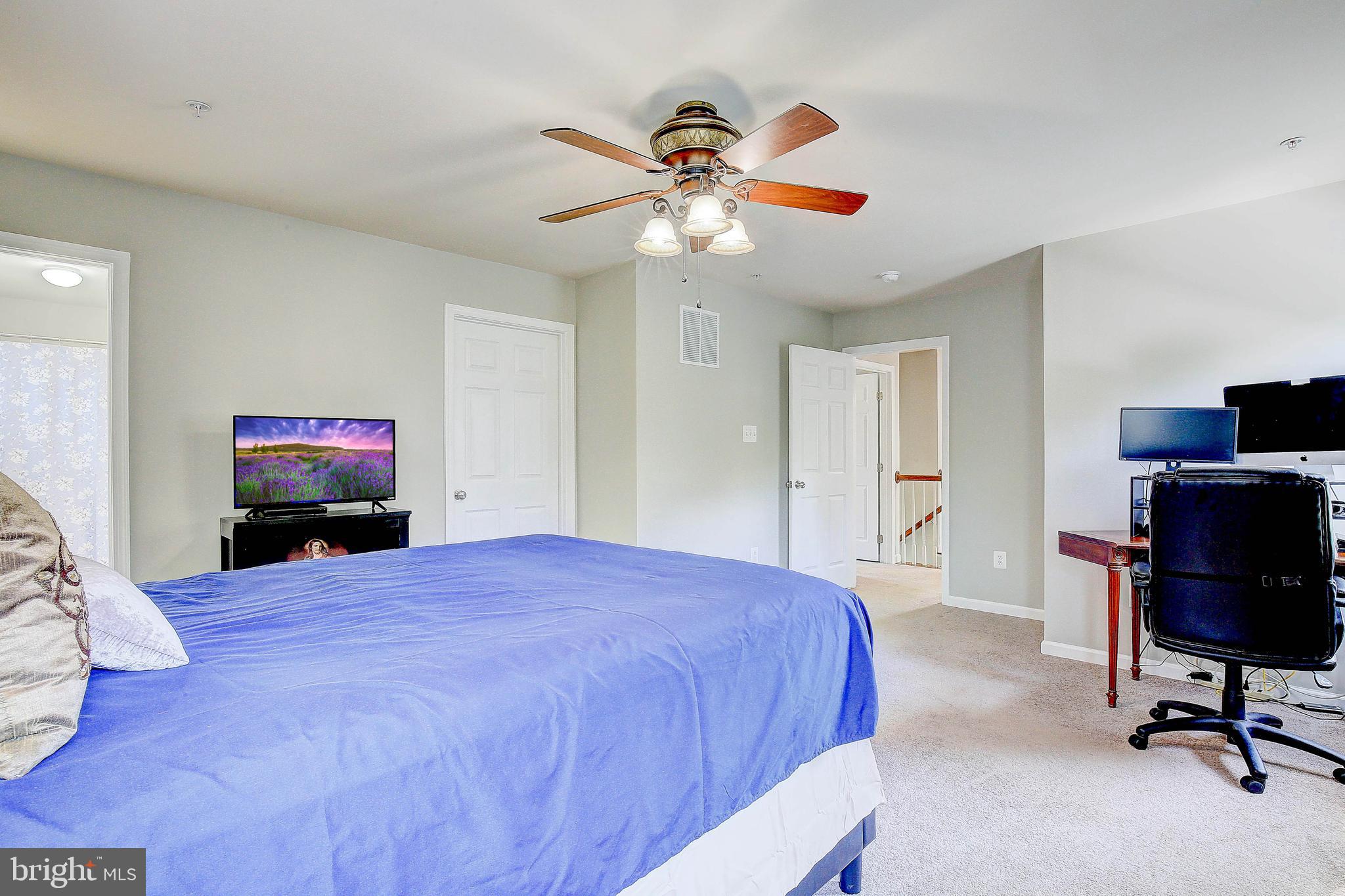 BRENTWOOD - Residential