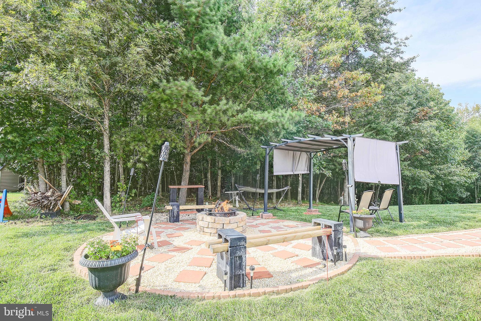 BRENTWOOD - Residential