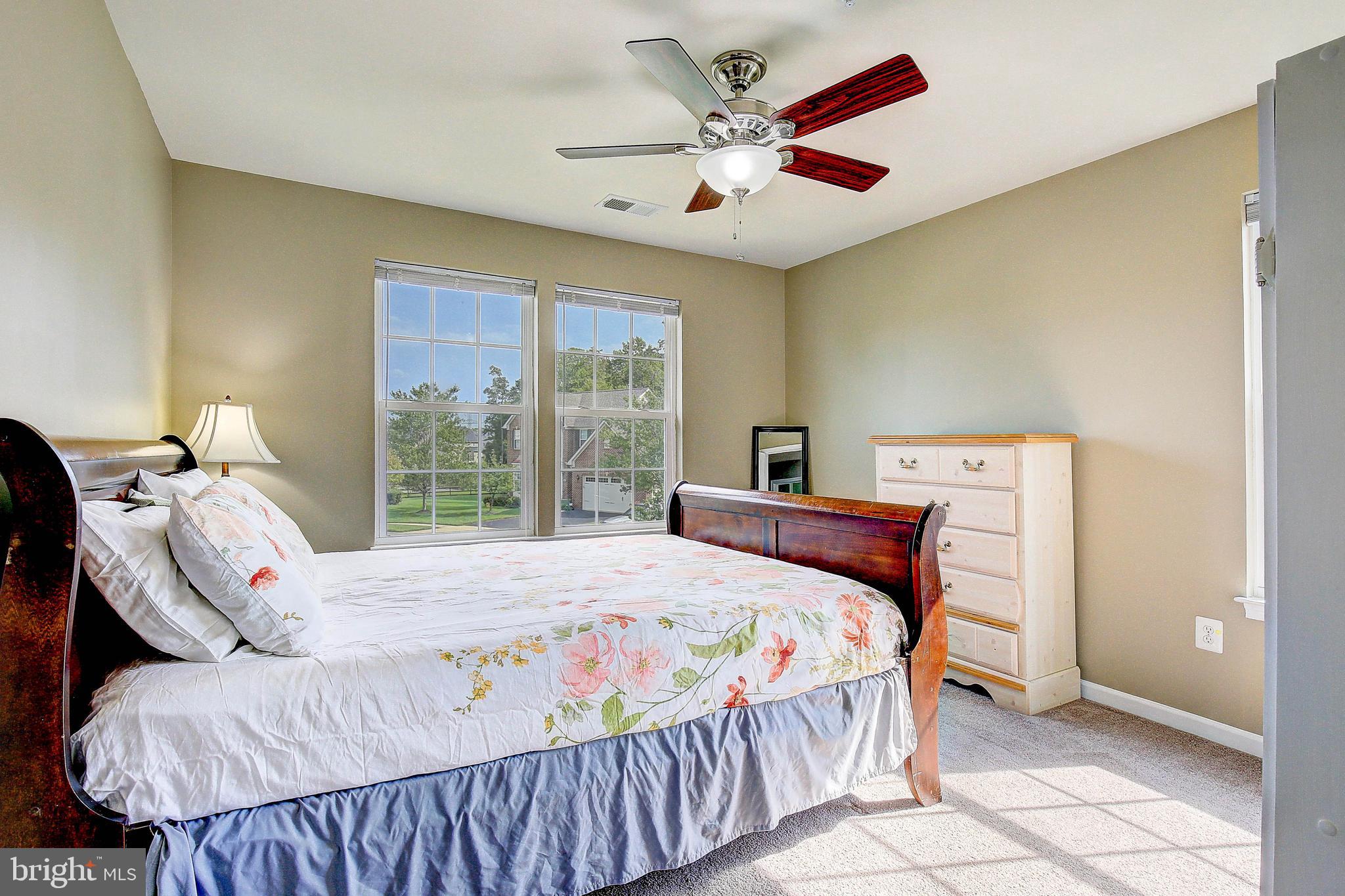 BRENTWOOD - Residential