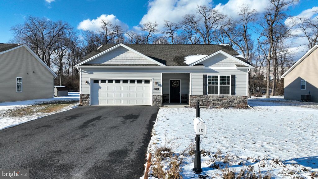 Photo of 912 Cavalry Street, CARLISLE, PA 17013 (MLS # PACB2049980)