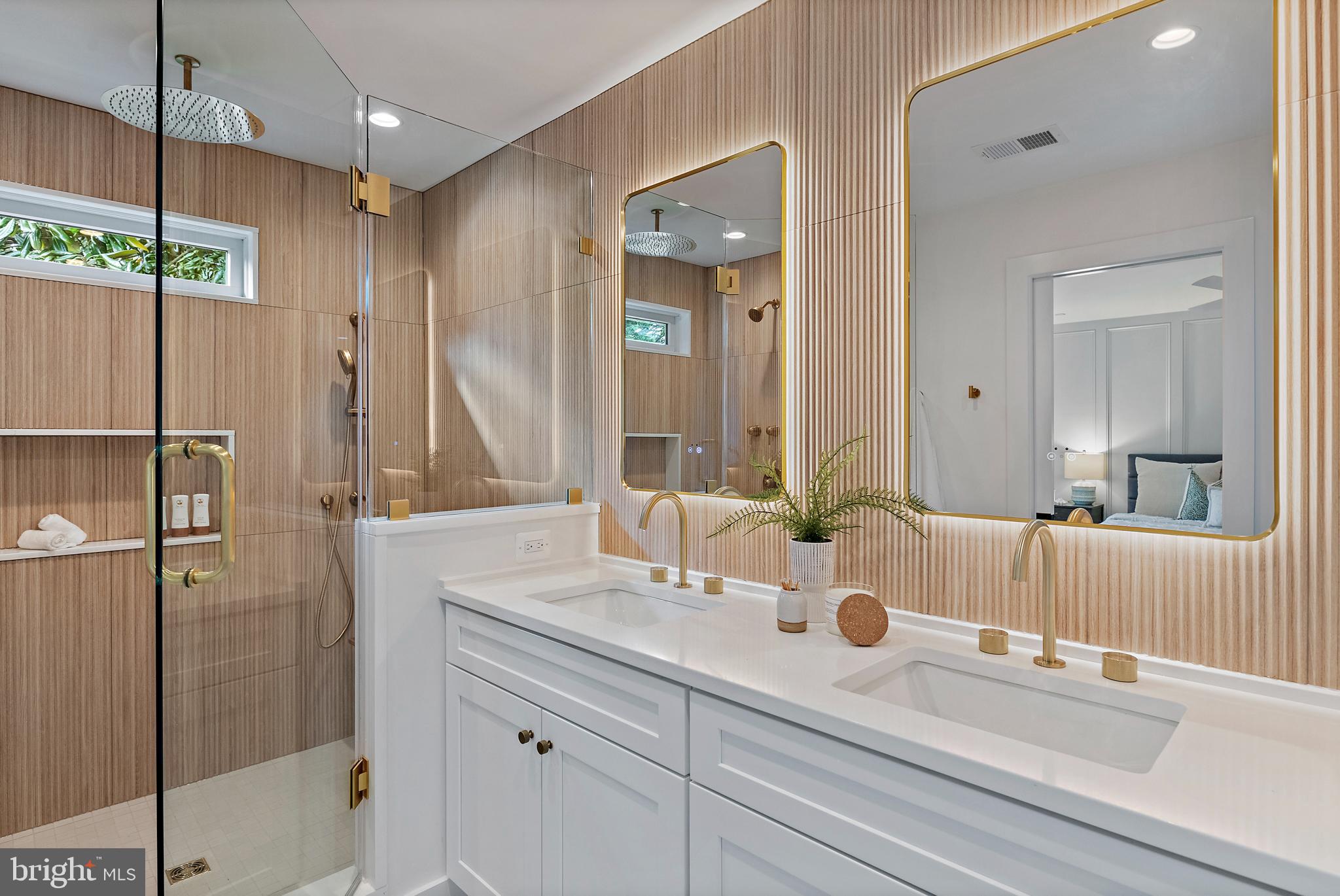 HOMEWOOD - Residential