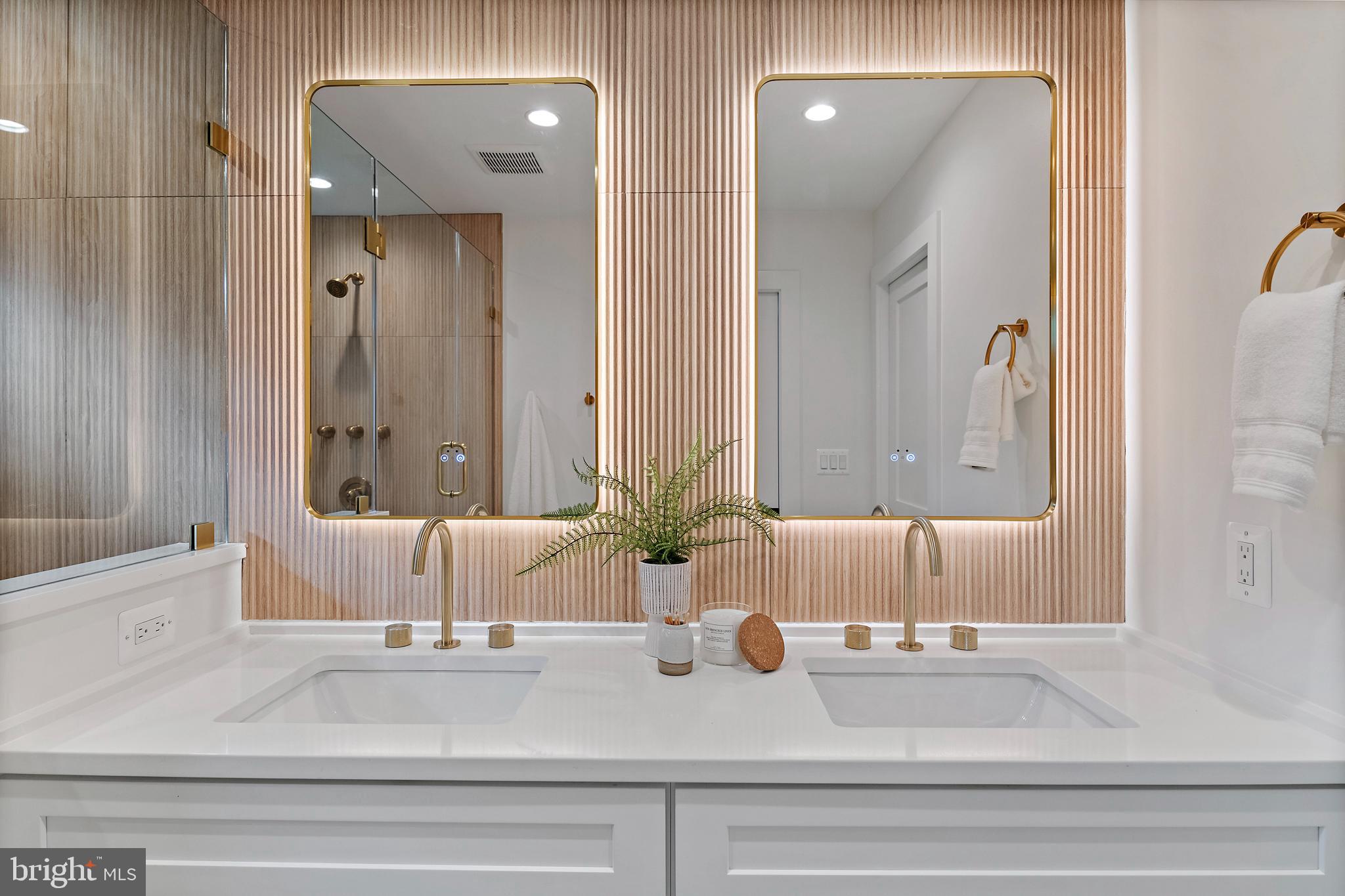 HOMEWOOD - Residential