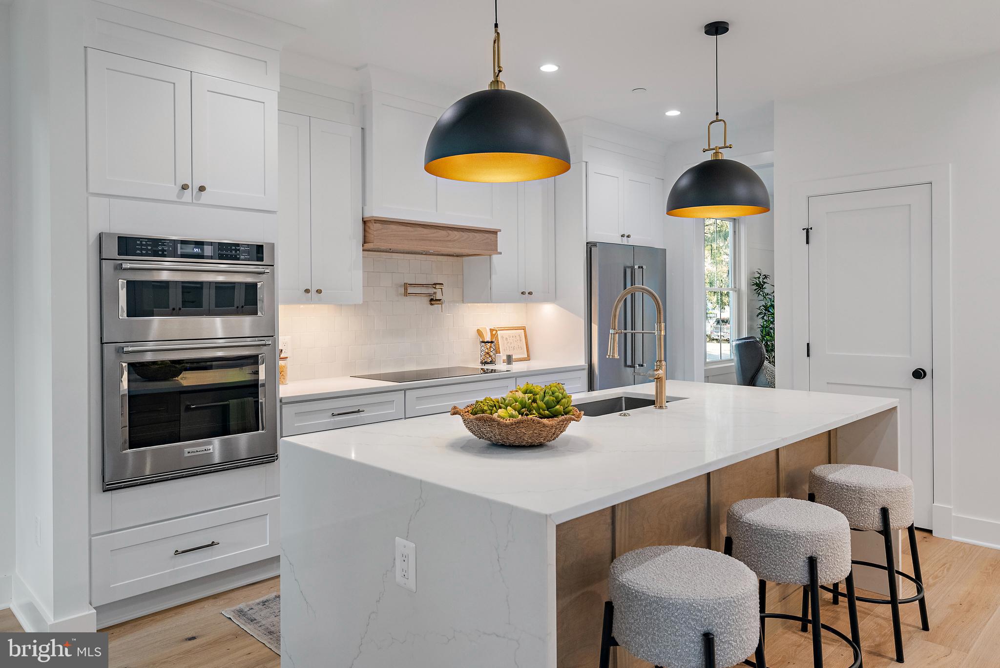 HOMEWOOD - Residential