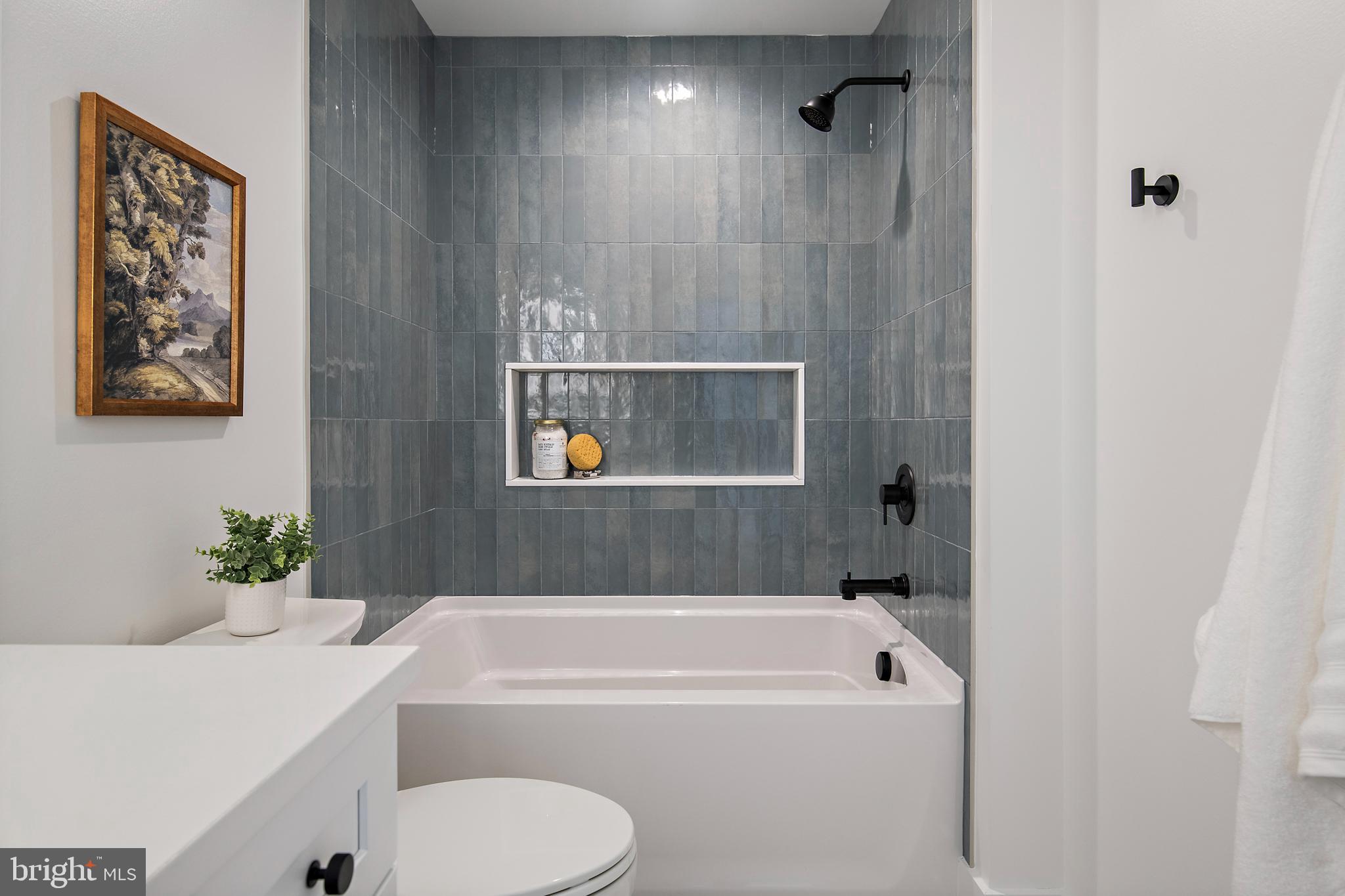 HOMEWOOD - Residential