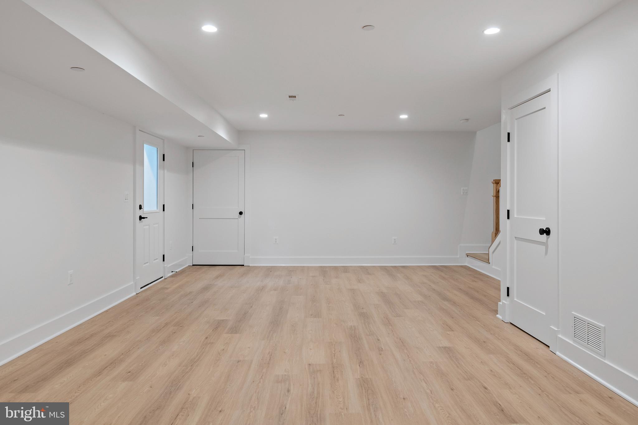 HOMEWOOD - Residential