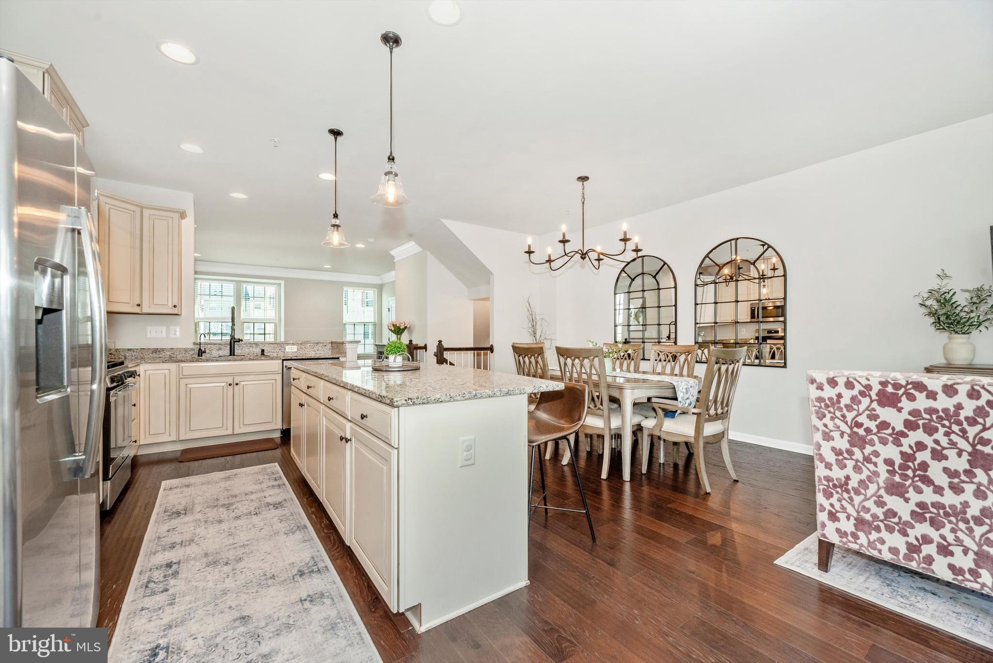 OAKDALE VILLAGE - Residential