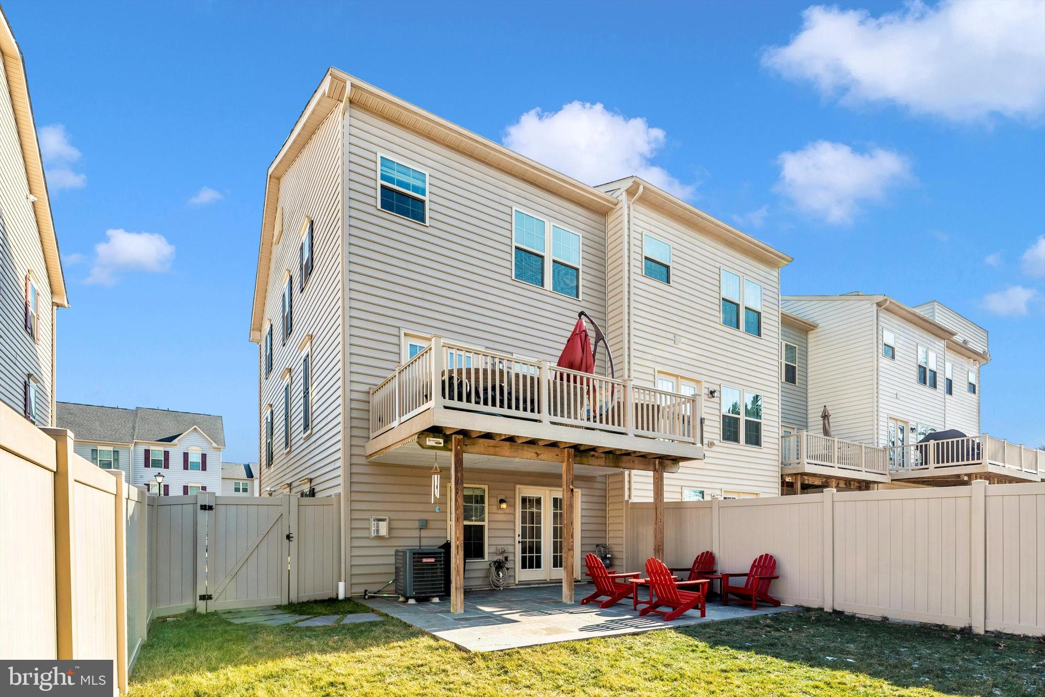 OAKDALE VILLAGE - Residential