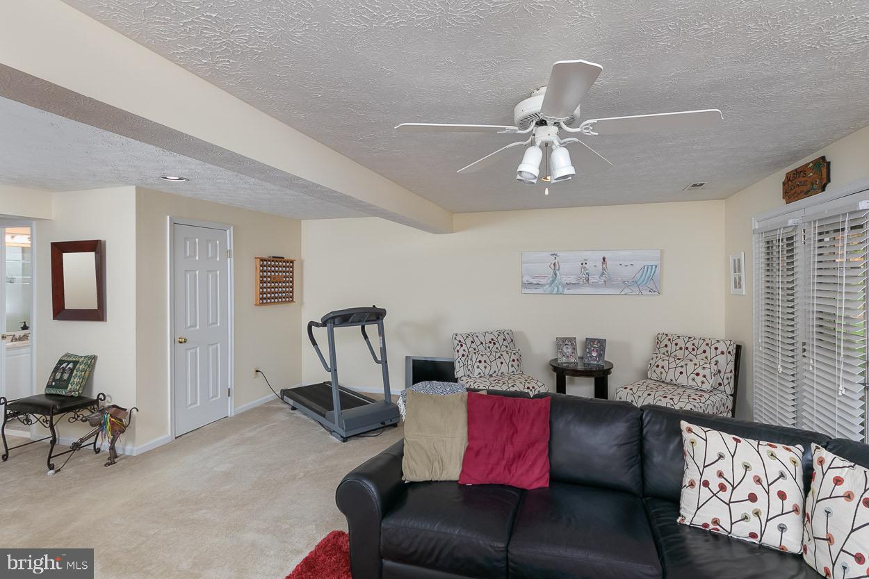 CHAPELGATE - Residential