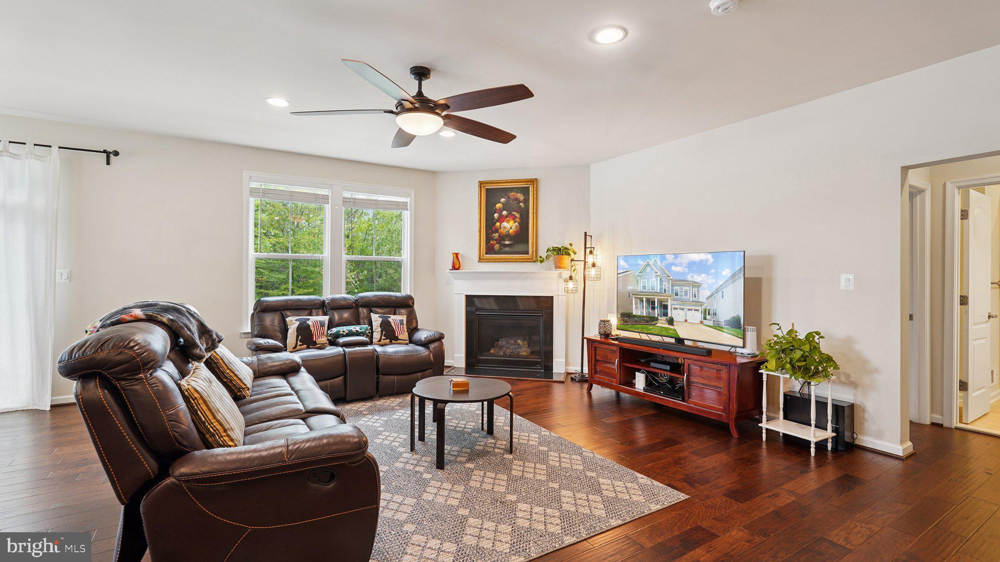 EMBREY MILL - Residential