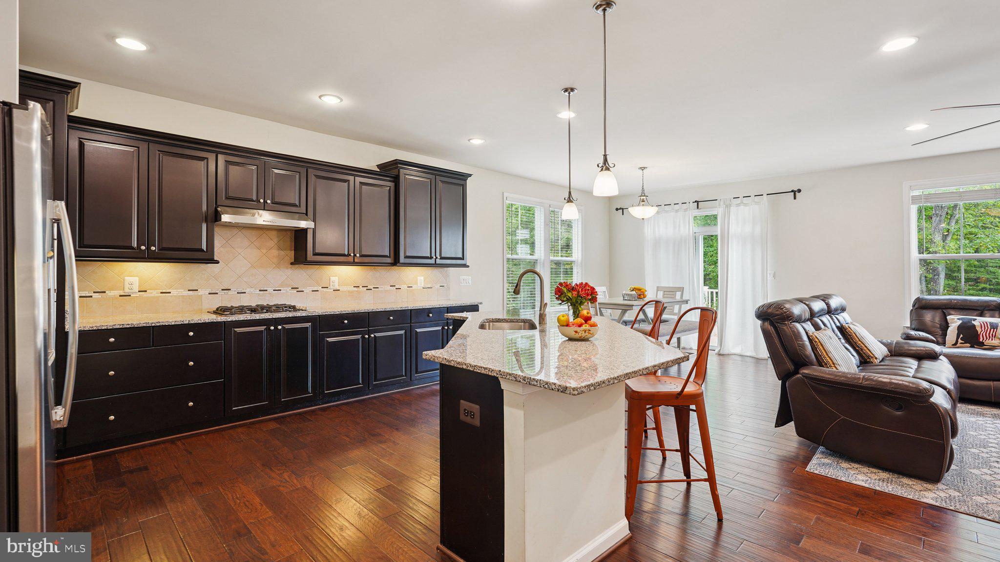 EMBREY MILL - Residential