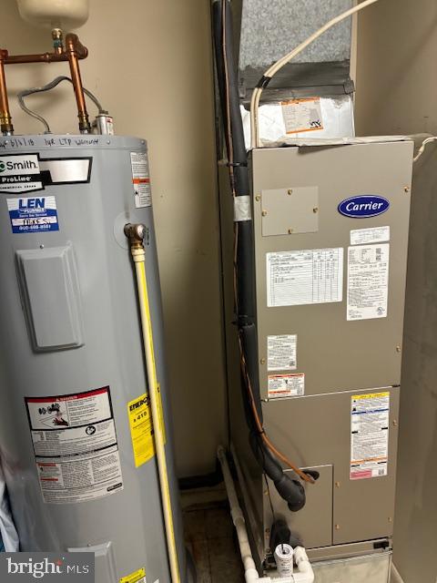 MAYS CHAPEL VILLAGE - Residential