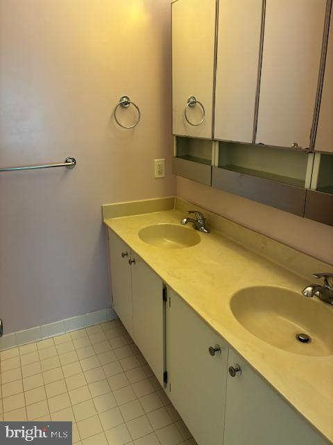 MAYS CHAPEL VILLAGE - Residential