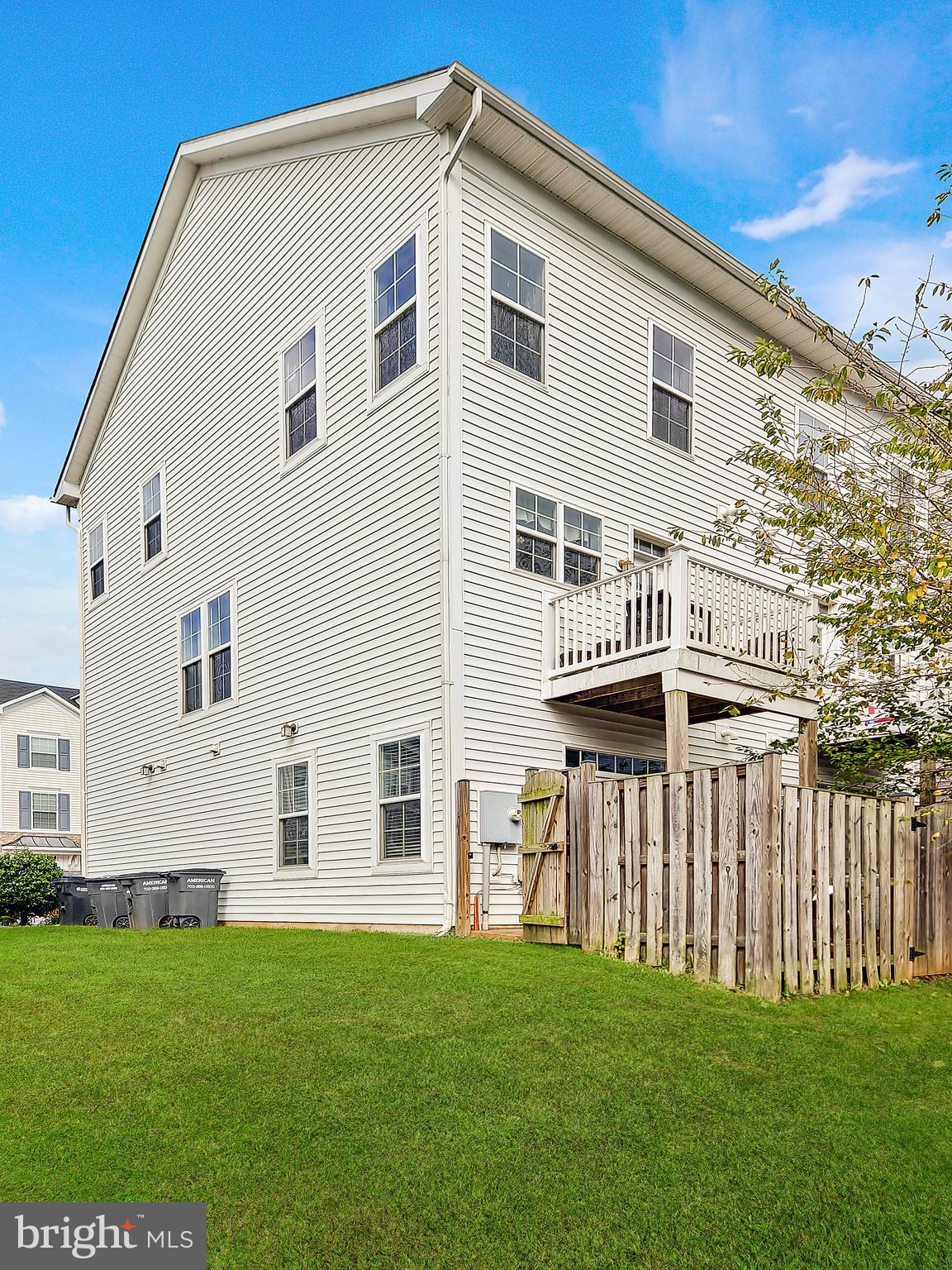 FALLS GROVE - Residential