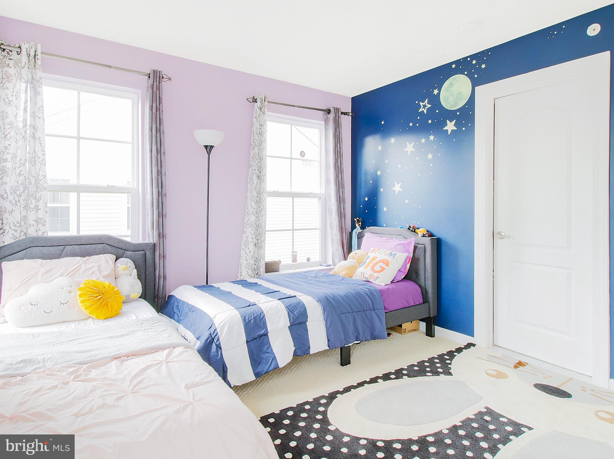 FALLS GROVE - Residential