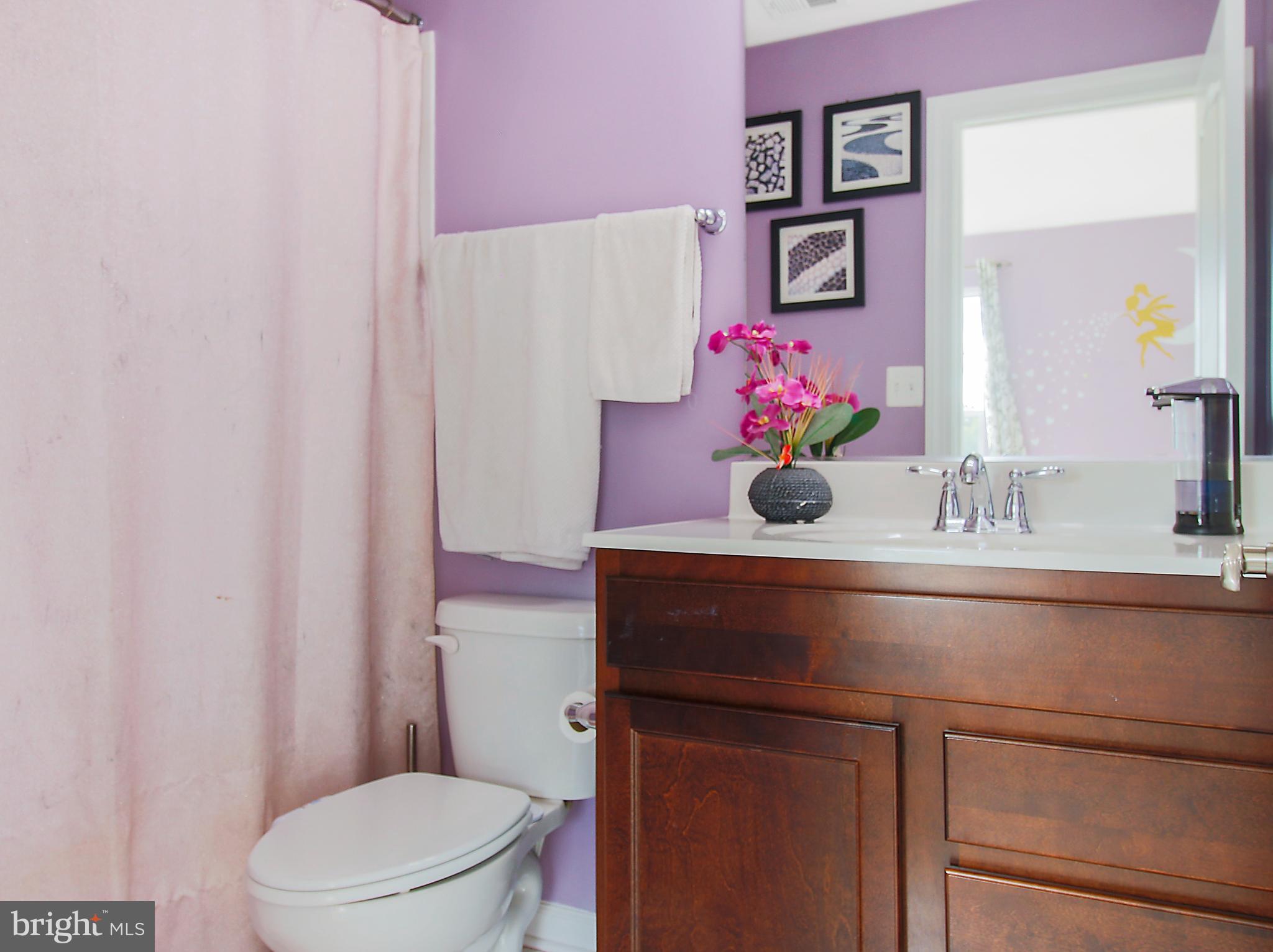 FALLS GROVE - Residential