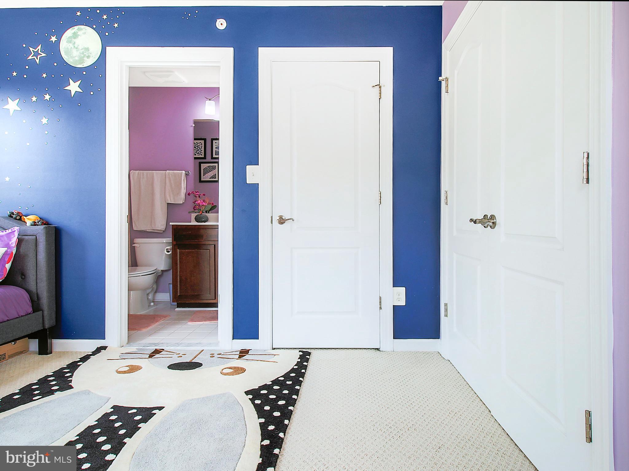 FALLS GROVE - Residential