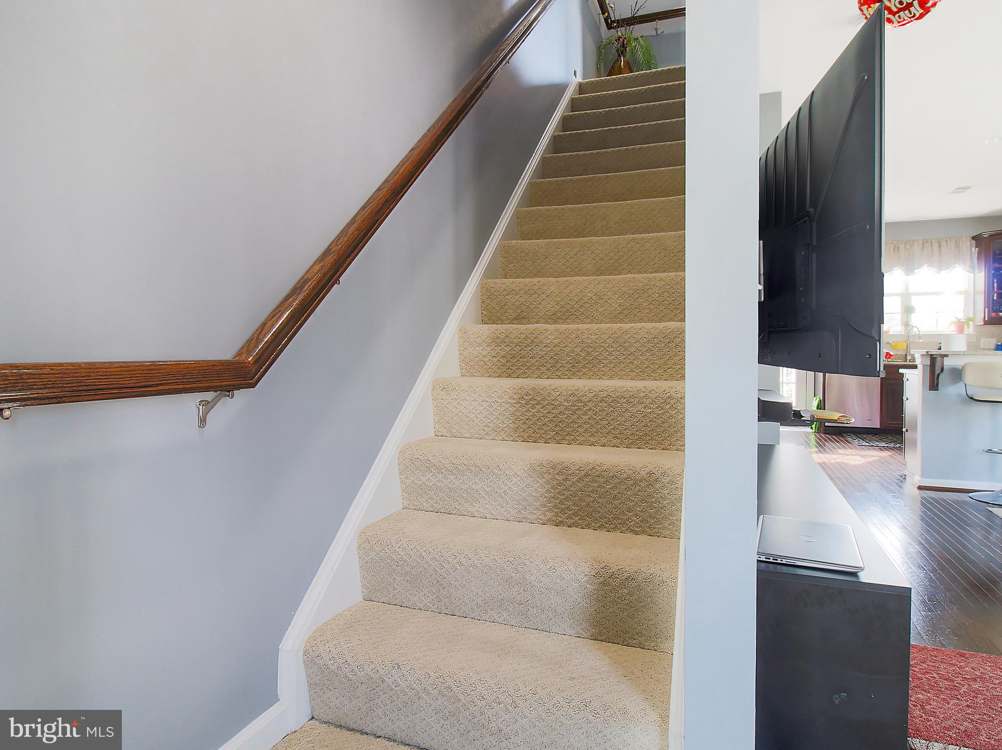 FALLS GROVE - Residential