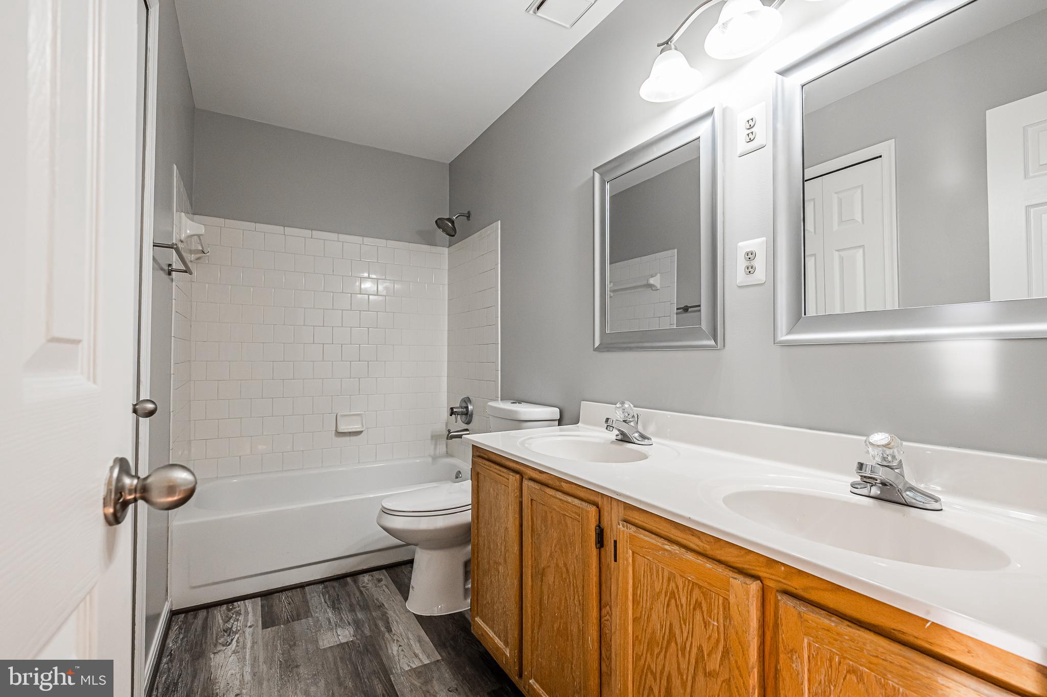 LIFESTYLE AT SULLY STATION - Residential Lease