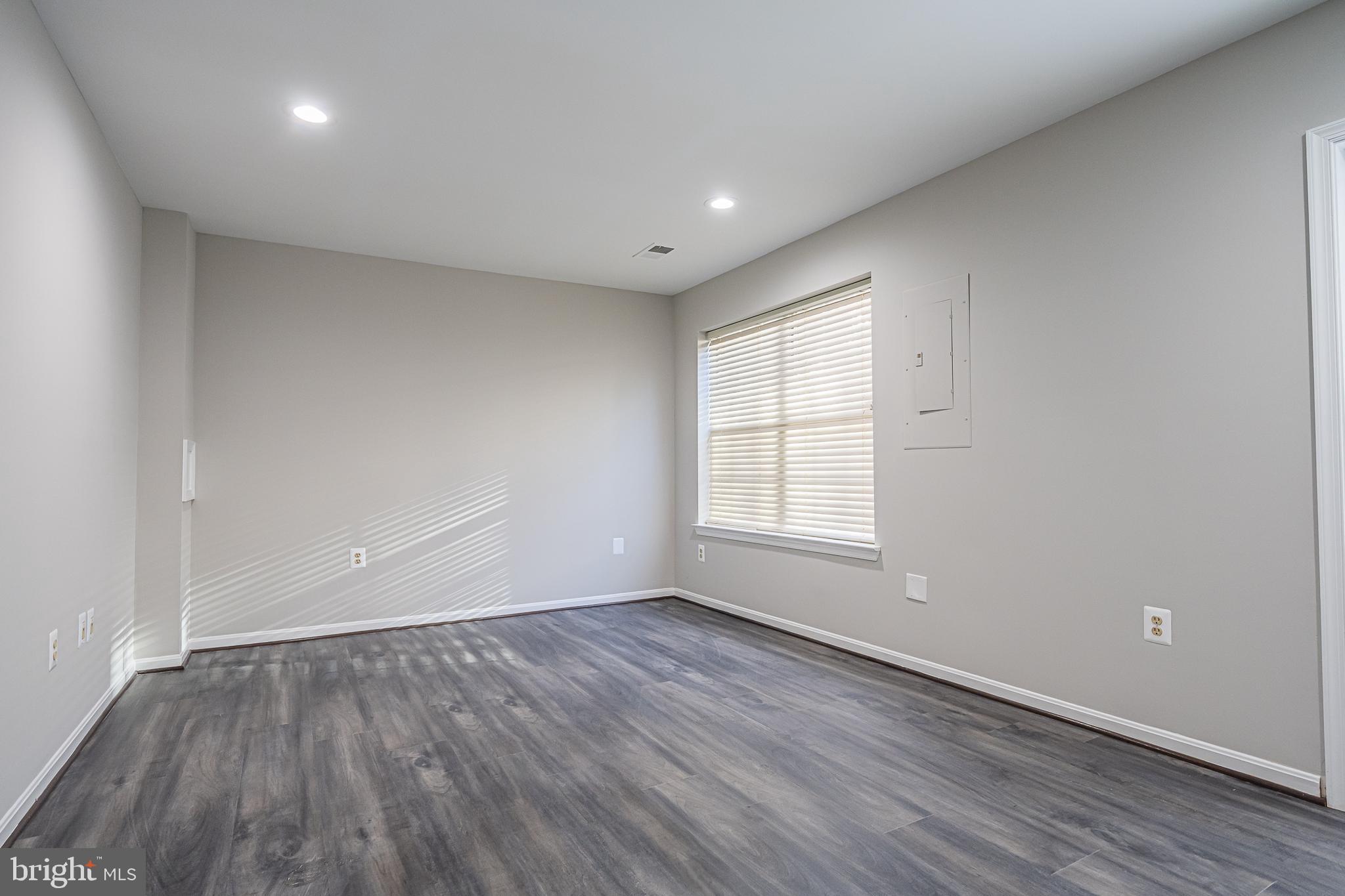 LIFESTYLE AT SULLY STATION - Residential Lease