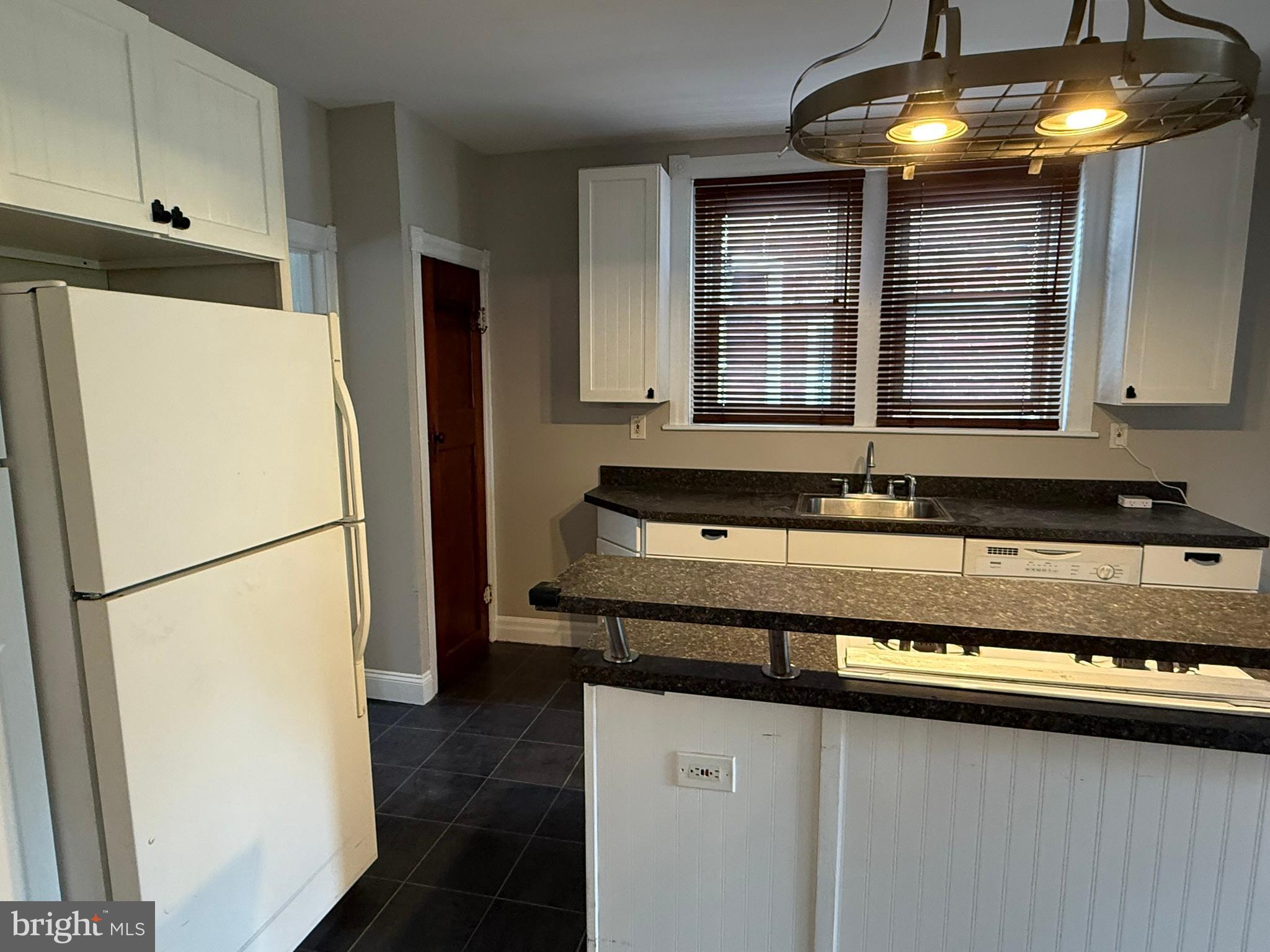 CONSHOHOCKEN - Residential Lease