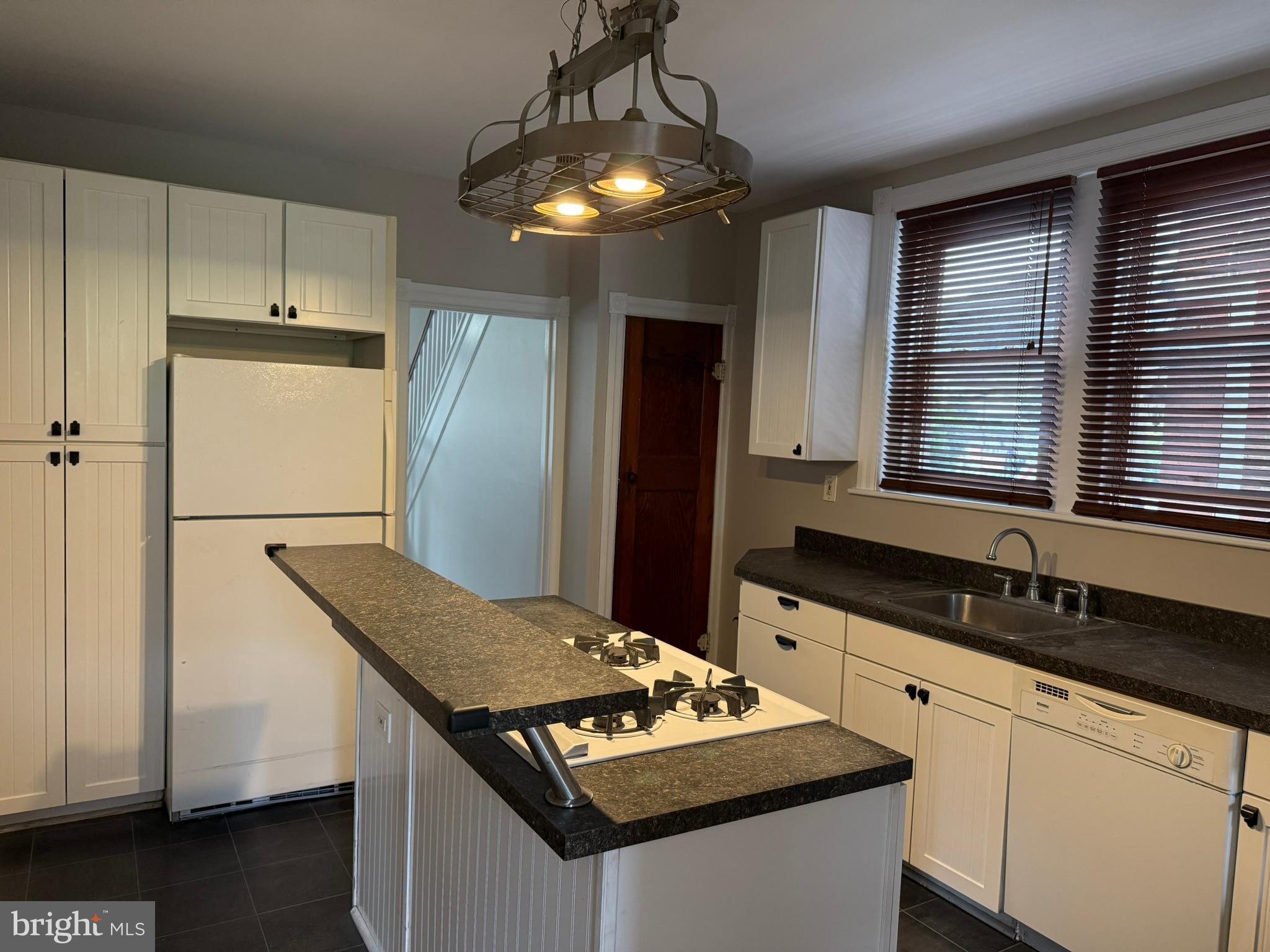 CONSHOHOCKEN - Residential Lease