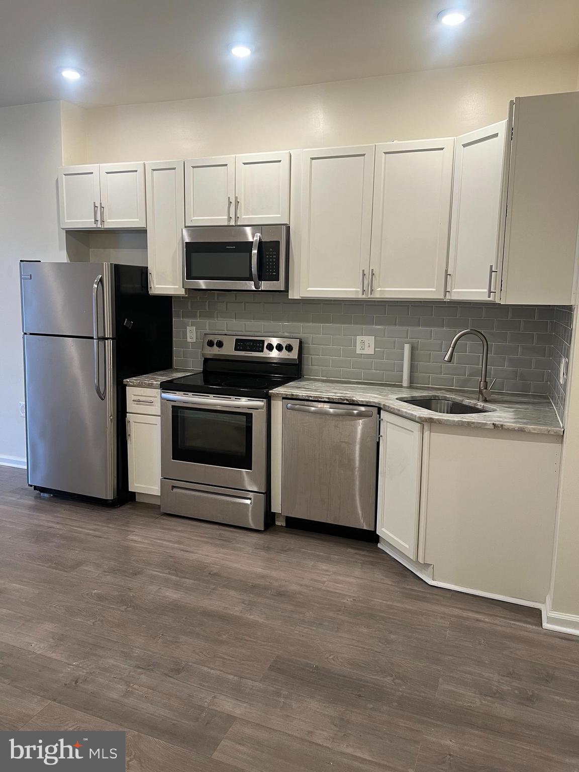 MILL CREEK - Residential Lease