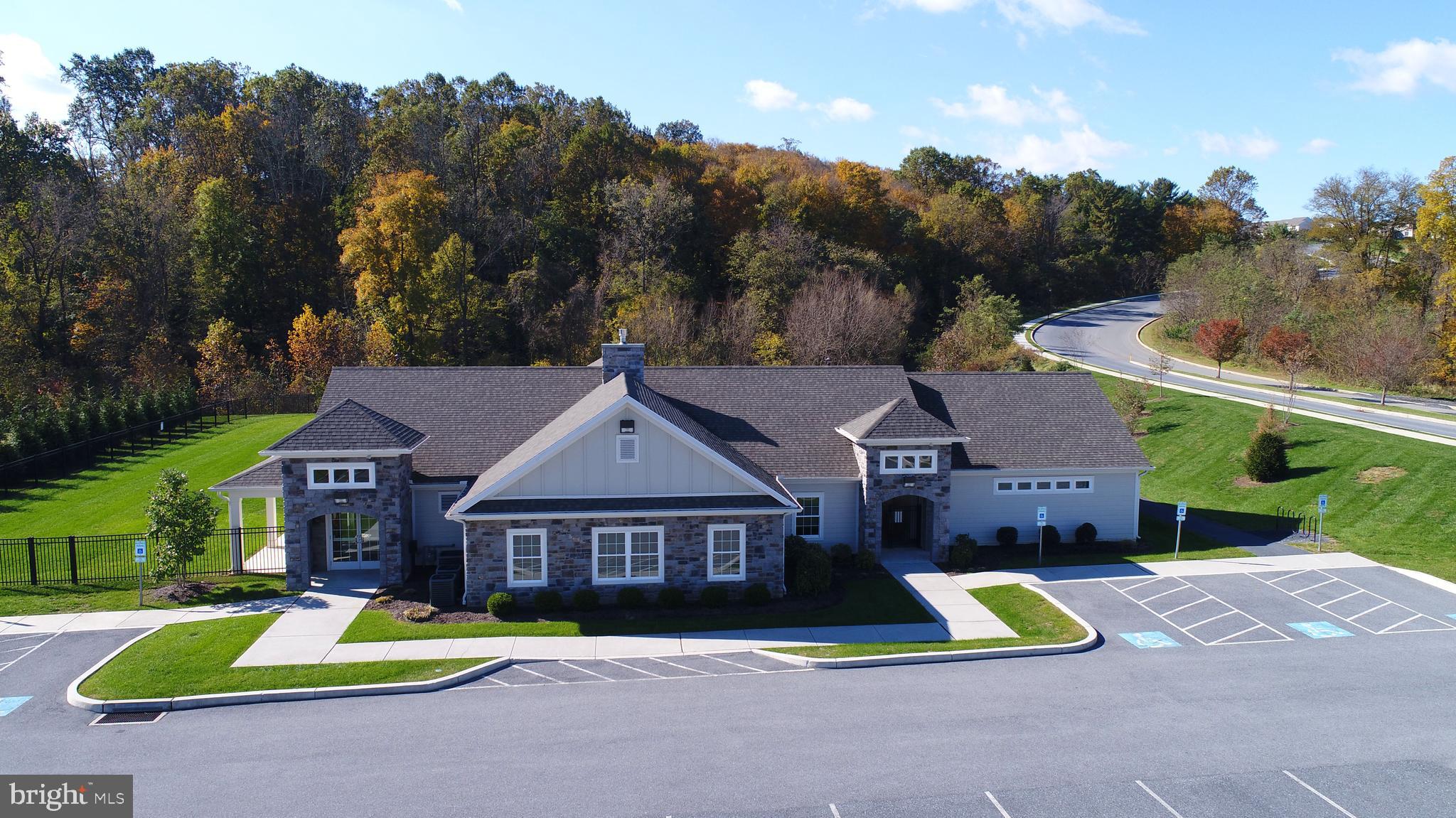 WINDING HILLS - Residential