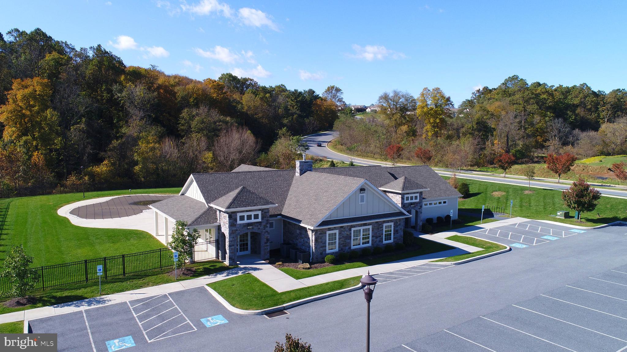 WINDING HILLS - Residential