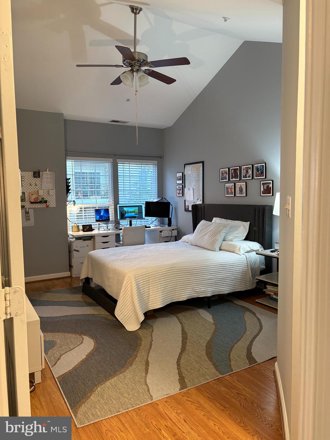 RANDOM HILLS - Residential