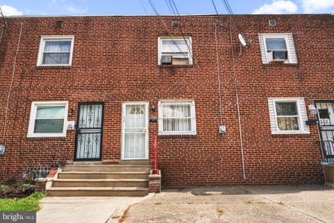 Townhouse For Sale - 210 S 36th Street<br/> CAMDEN, NJ 08105