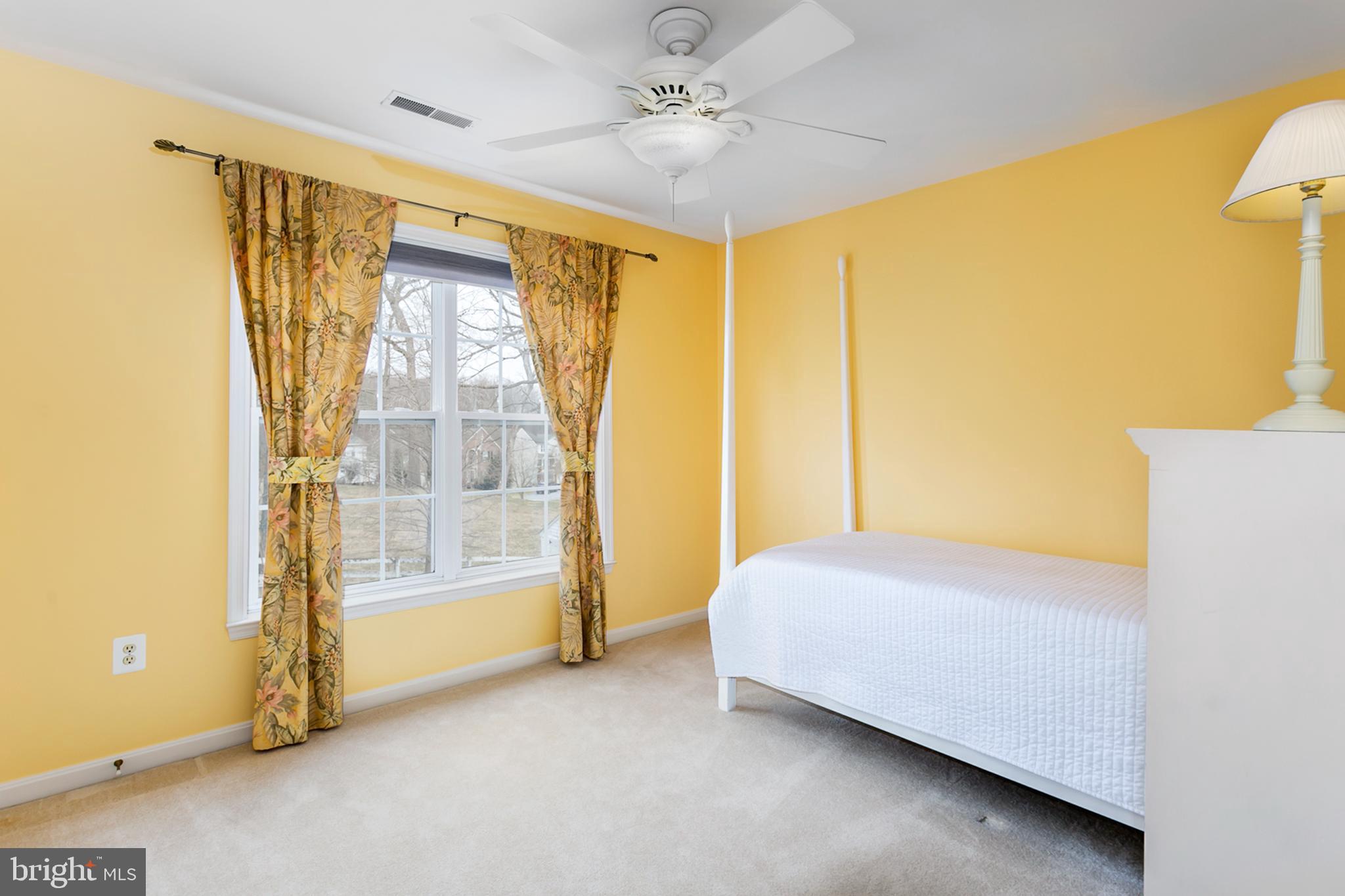 AUTUMN VIEW - Residential