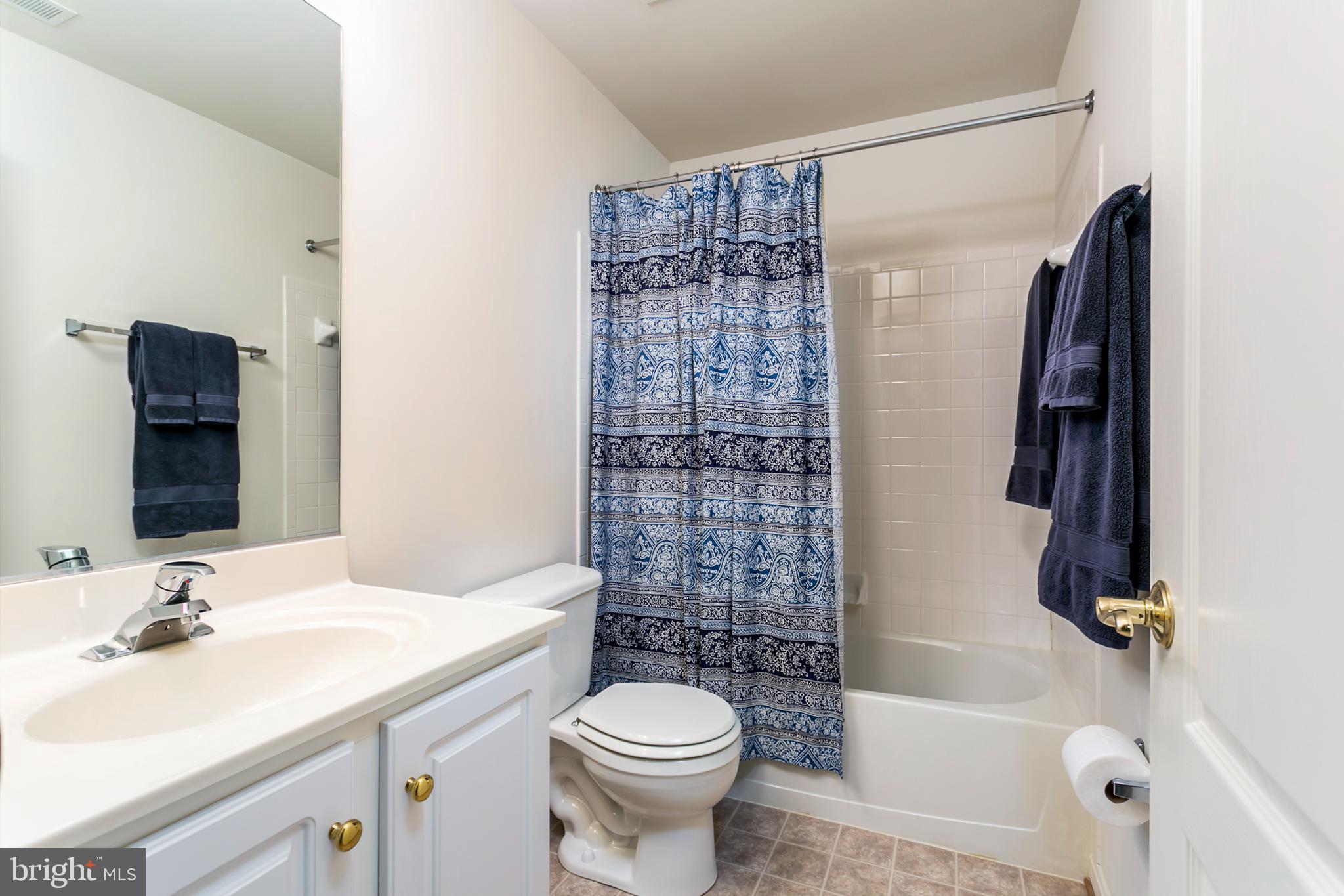 AUTUMN VIEW - Residential