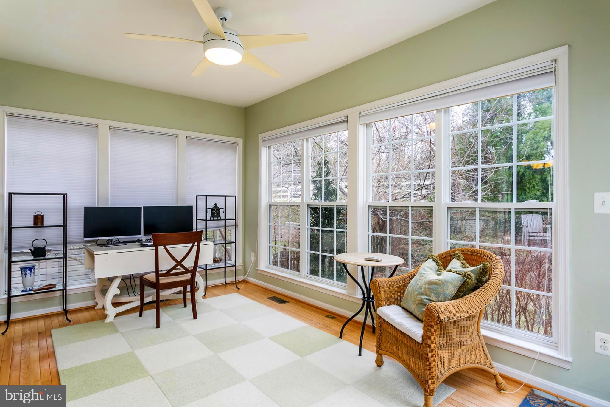 AUTUMN VIEW - Residential