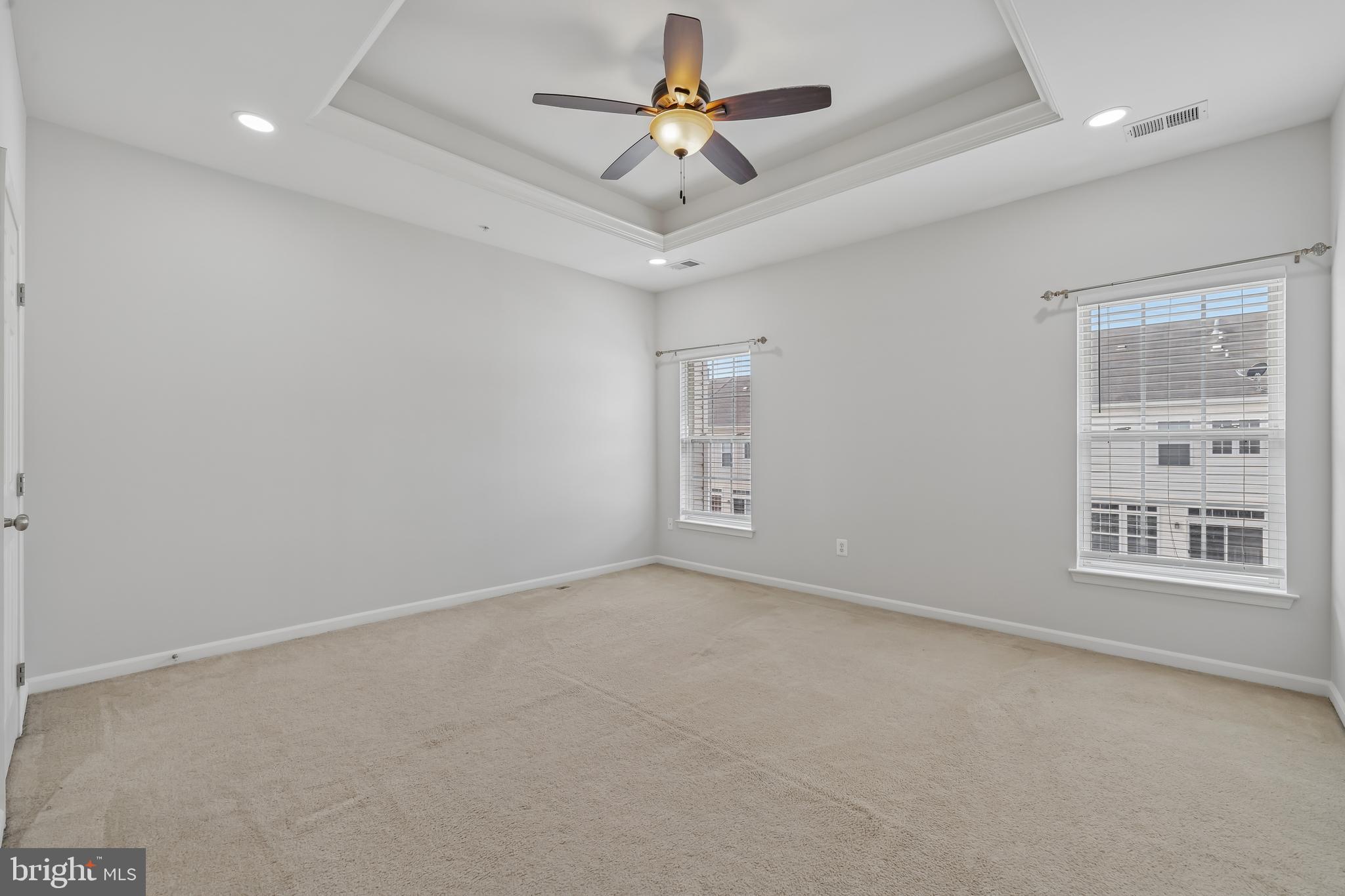 7644 SANDHURST LANE