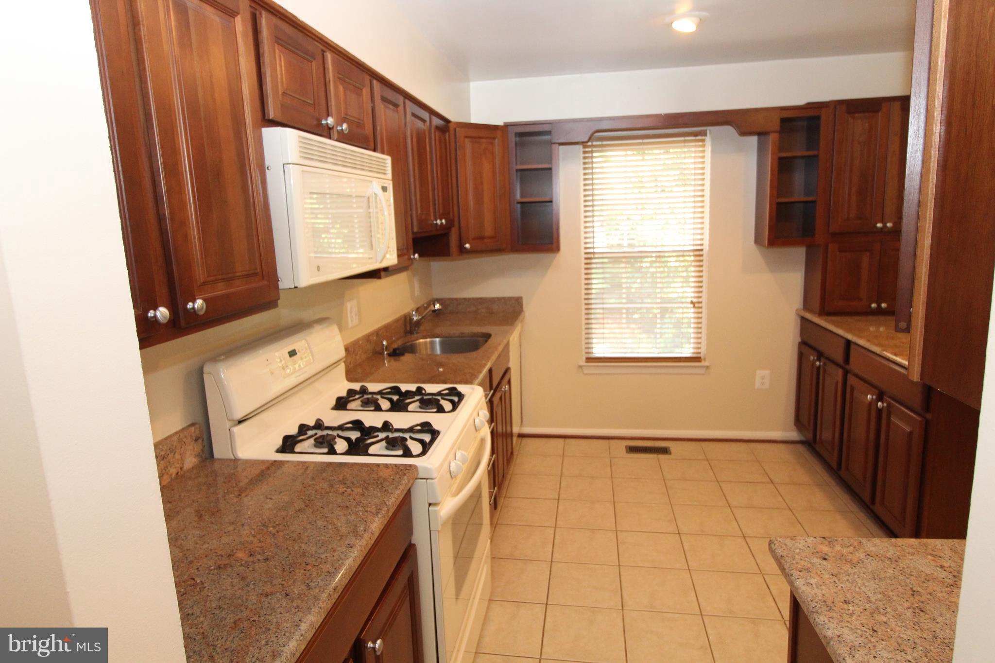 HUNTER VILLAGE - Residential Lease