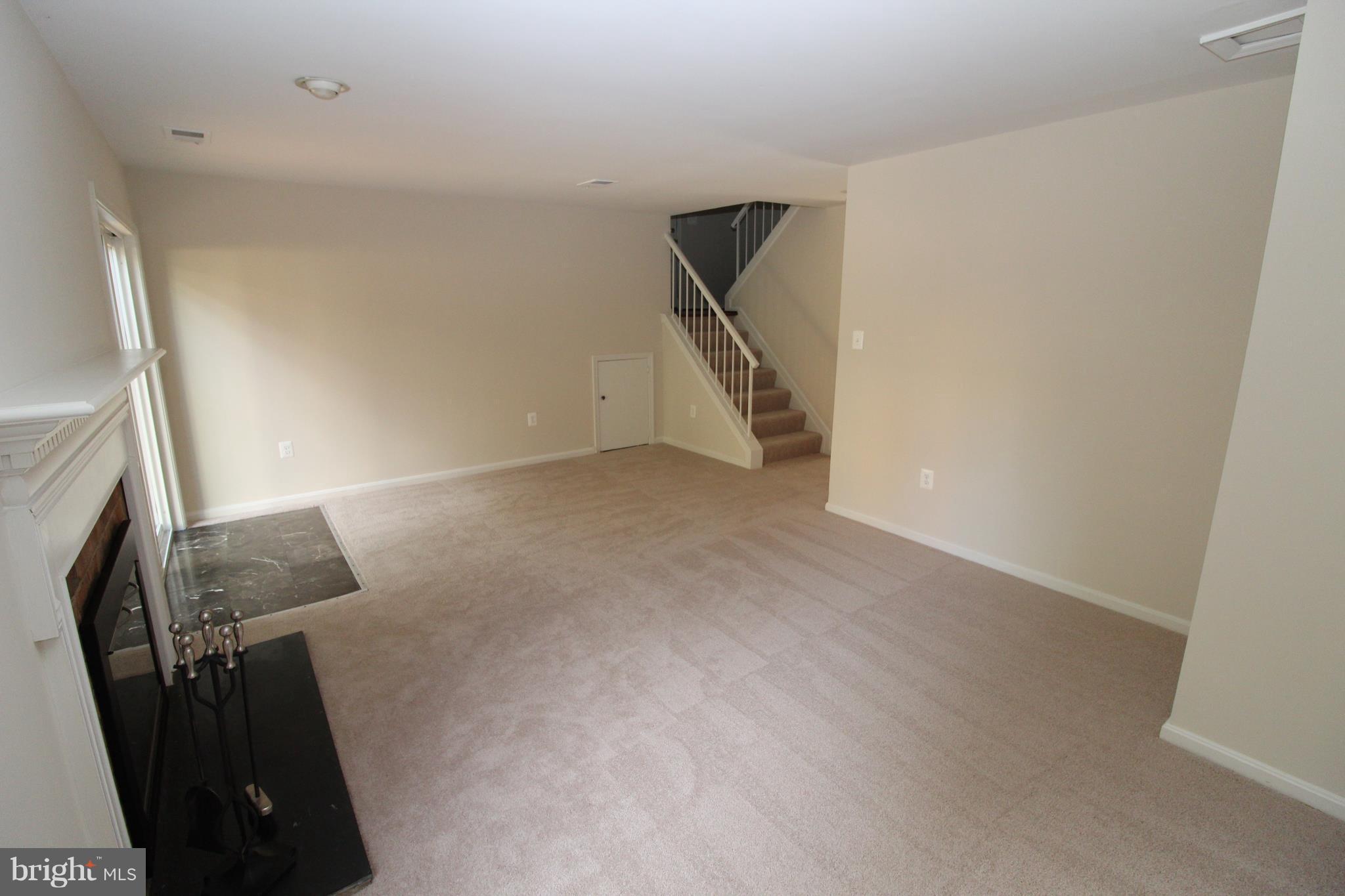 HUNTER VILLAGE - Residential Lease