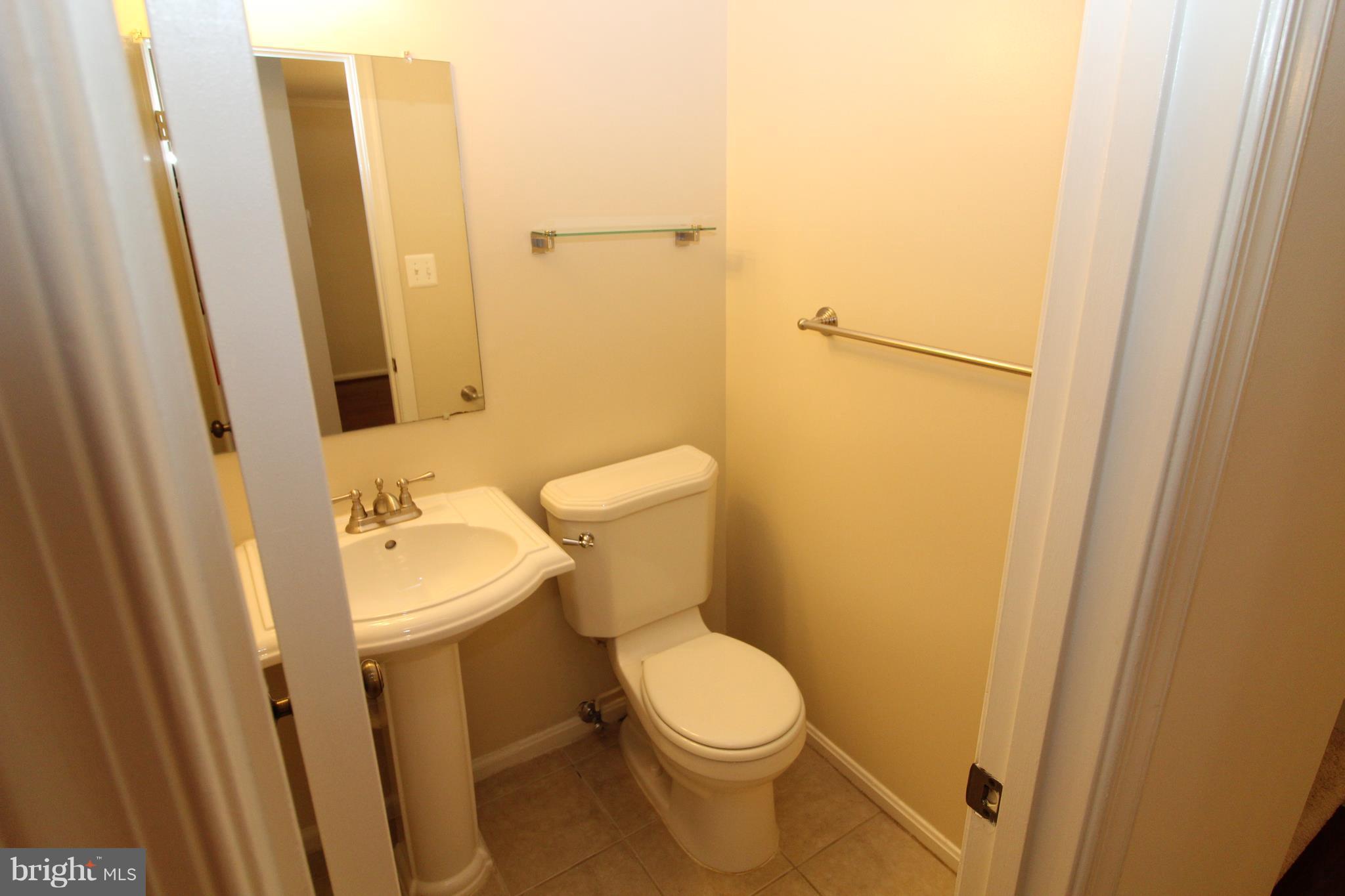 HUNTER VILLAGE - Residential Lease