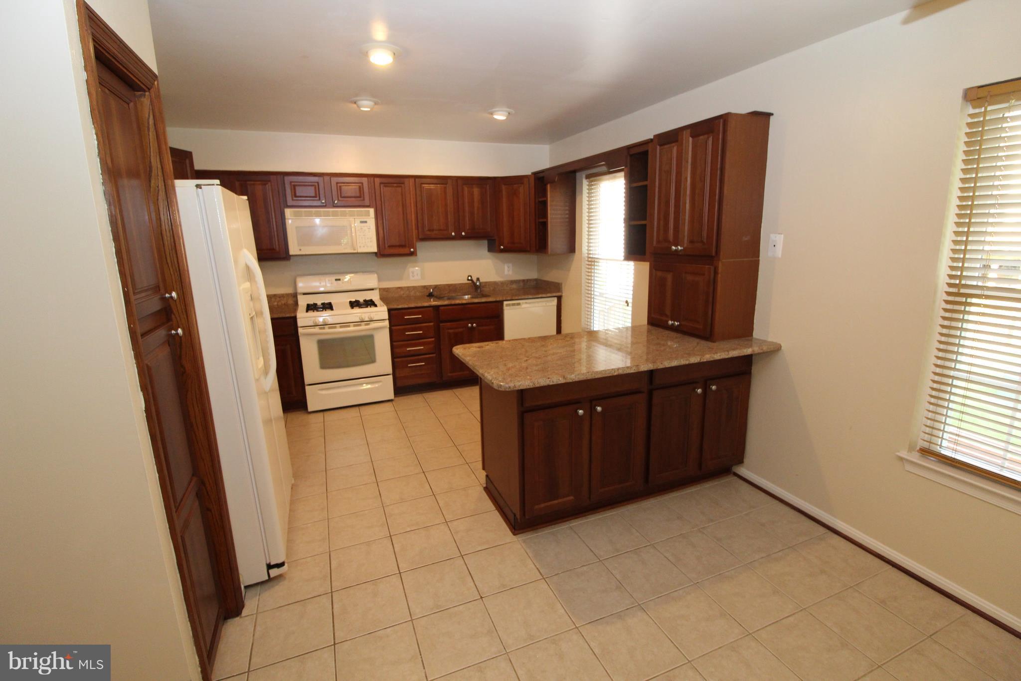 HUNTER VILLAGE - Residential Lease