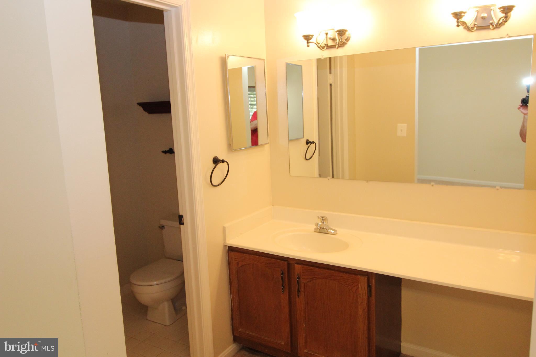 HUNTER VILLAGE - Residential Lease