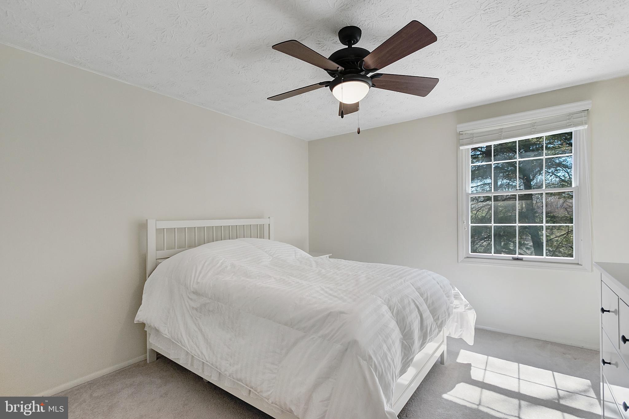 OAK SPRINGS - Residential