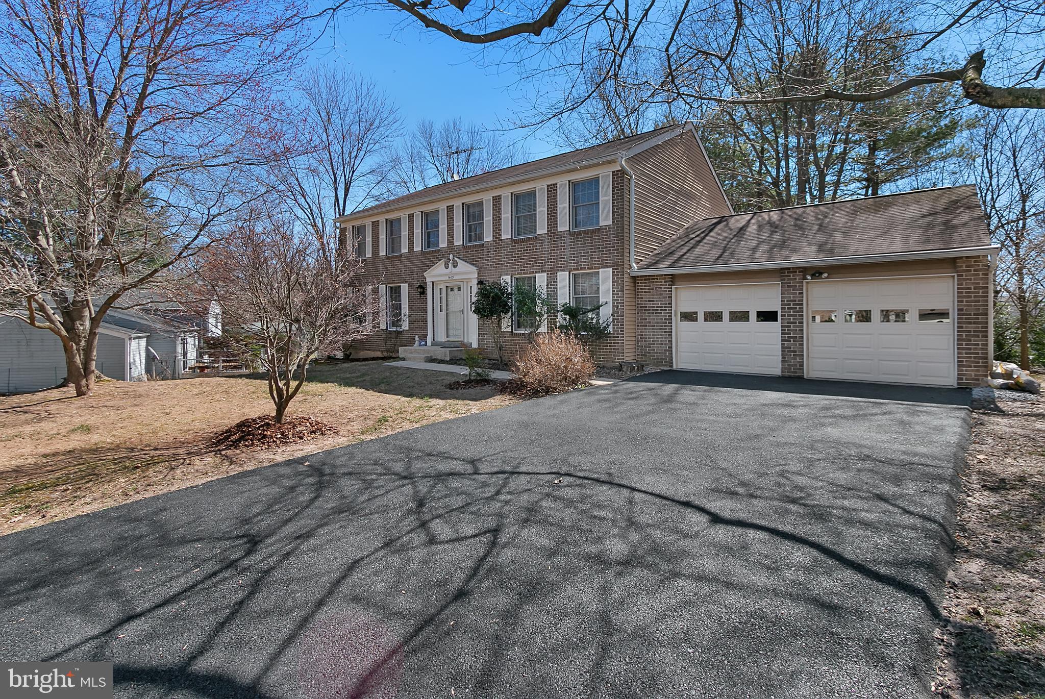 OAK SPRINGS - Residential