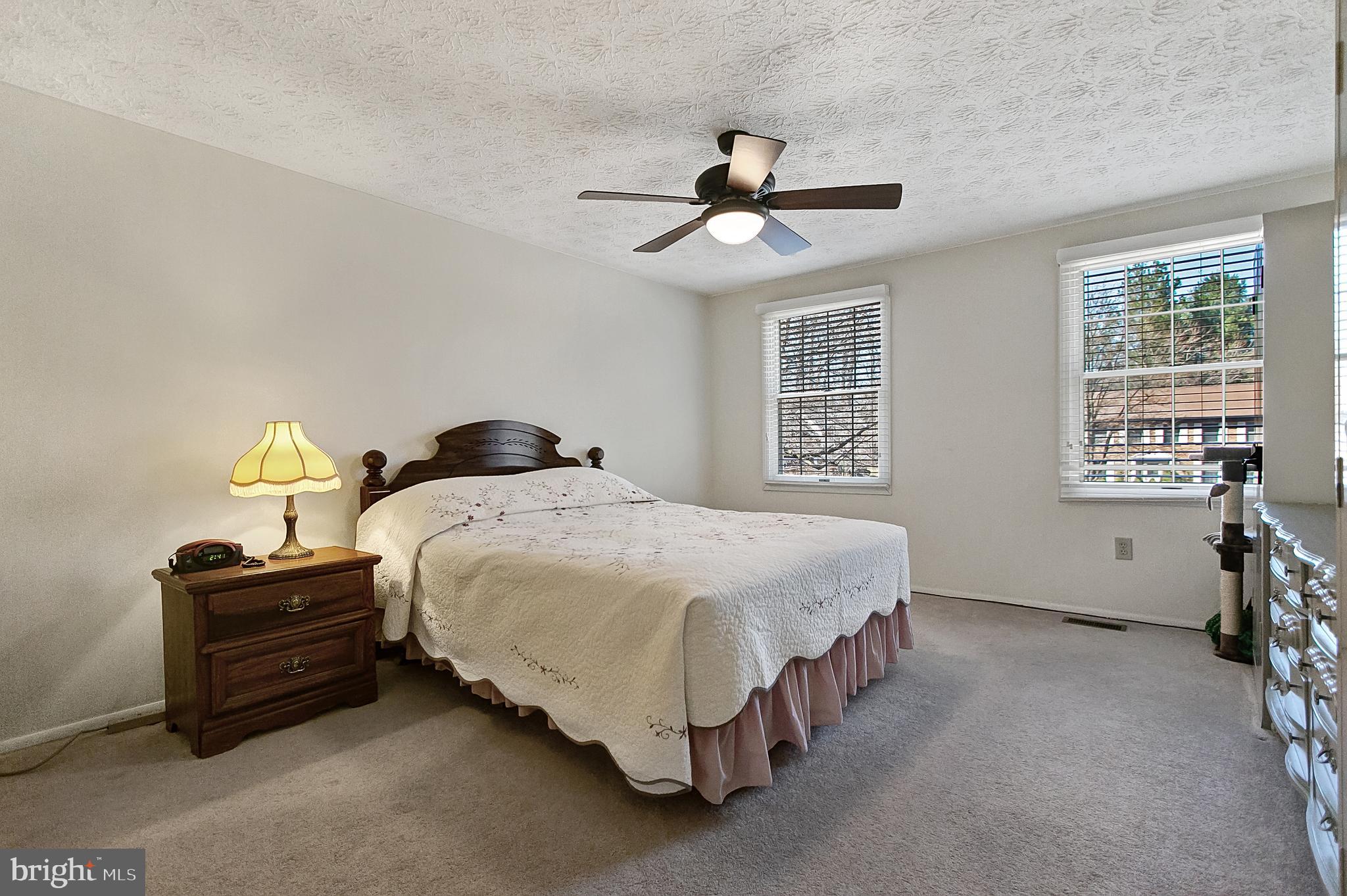 OAK SPRINGS - Residential