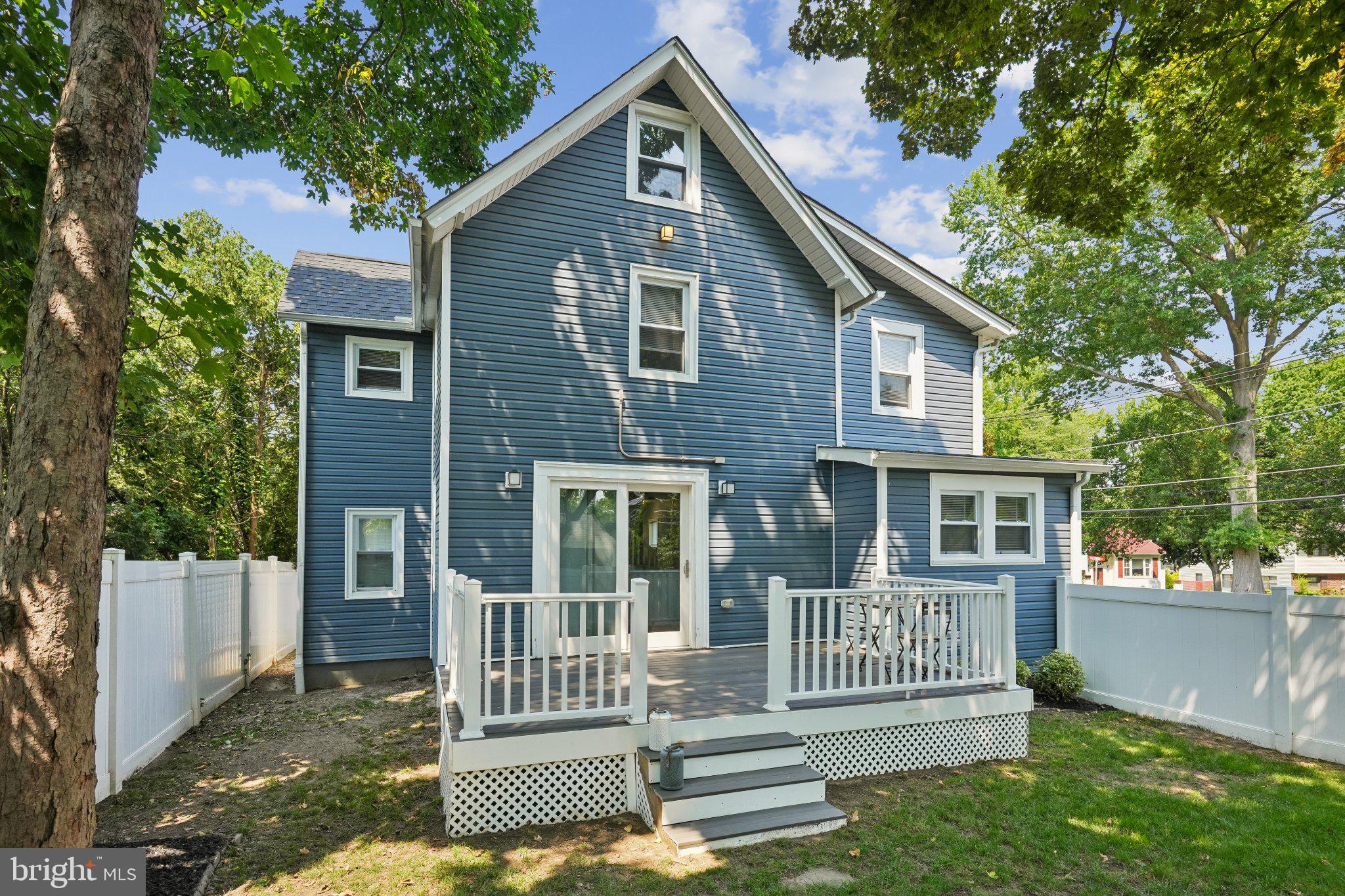 501 RHOADS AVENUE