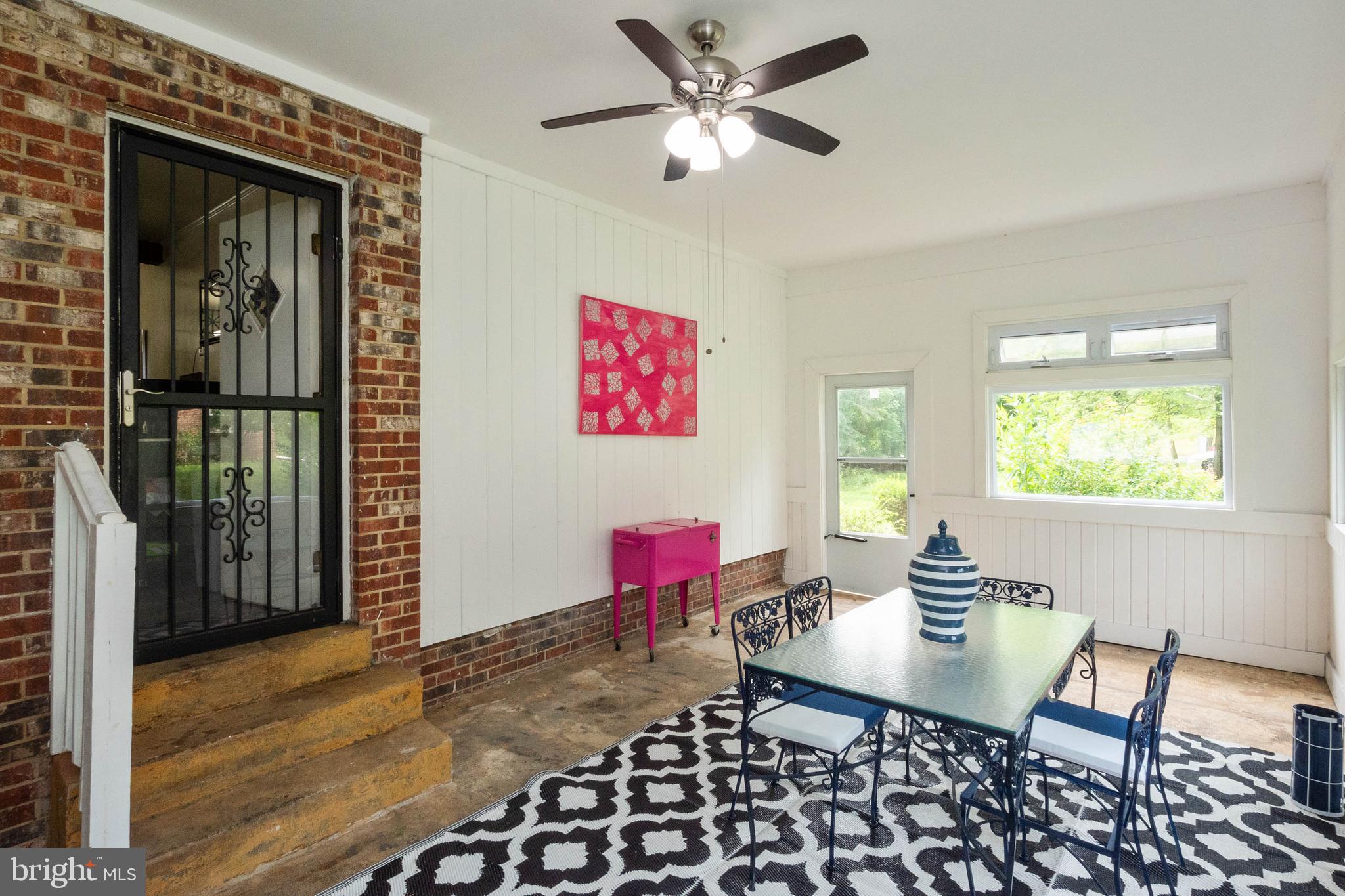 SUNNY ACRES - Residential