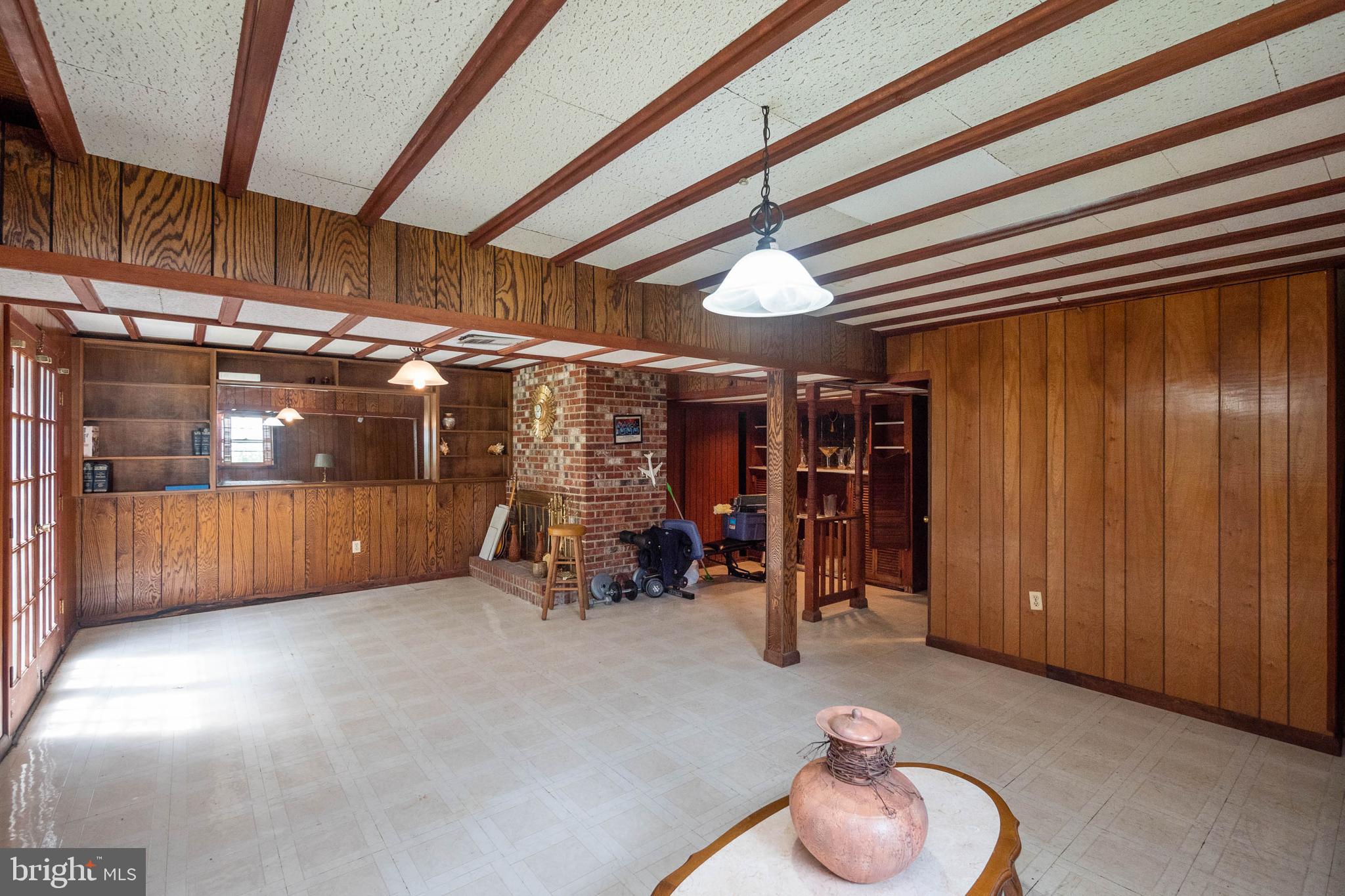 SUNNY ACRES - Residential