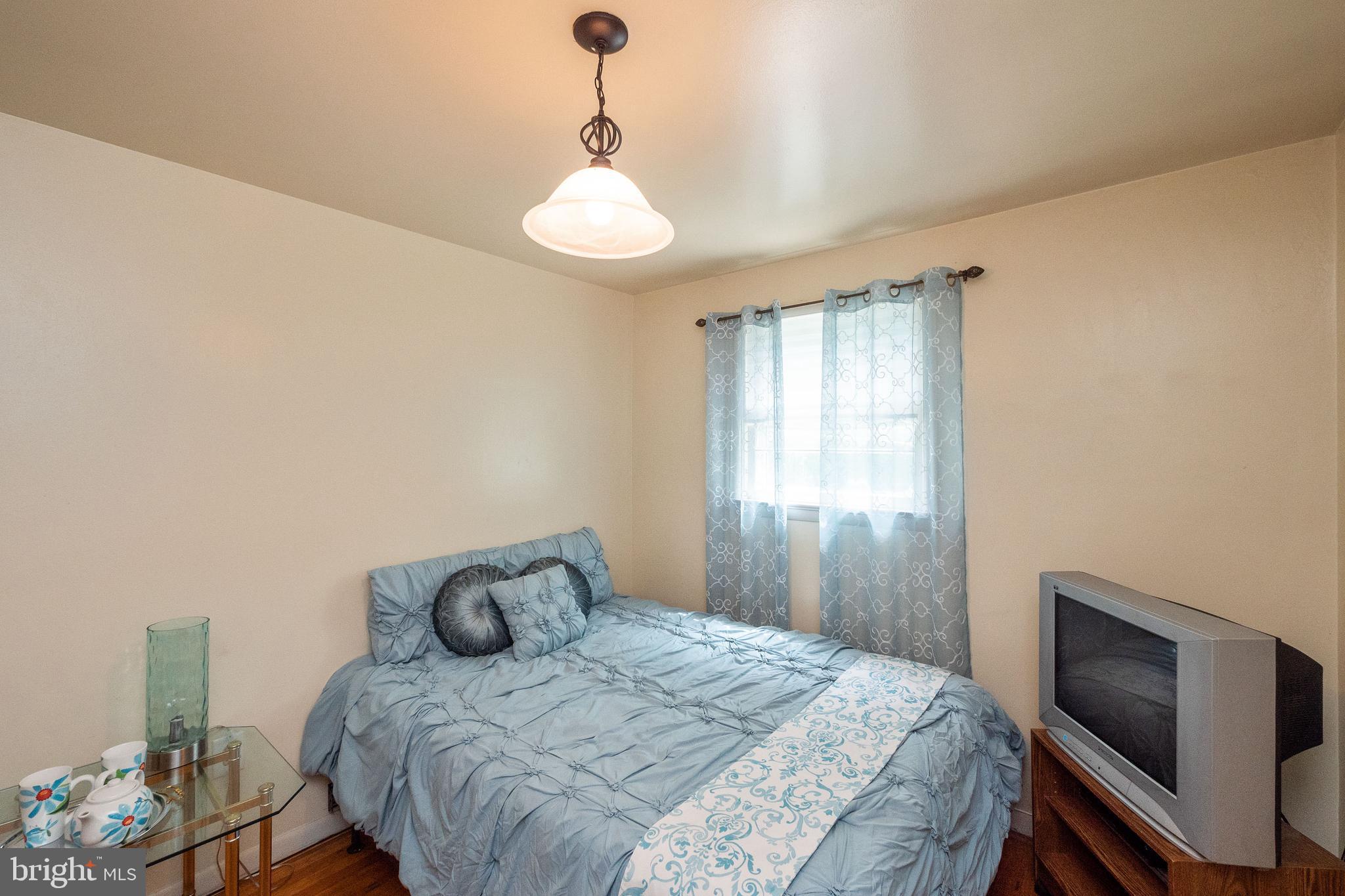 SUNNY ACRES - Residential