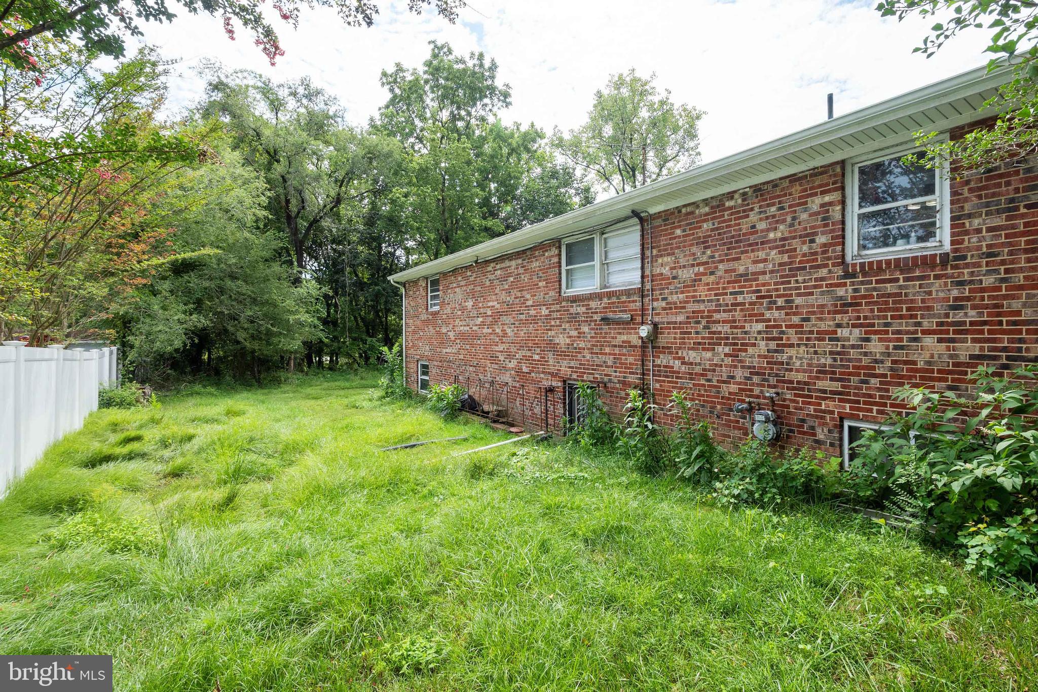 SUNNY ACRES - Residential